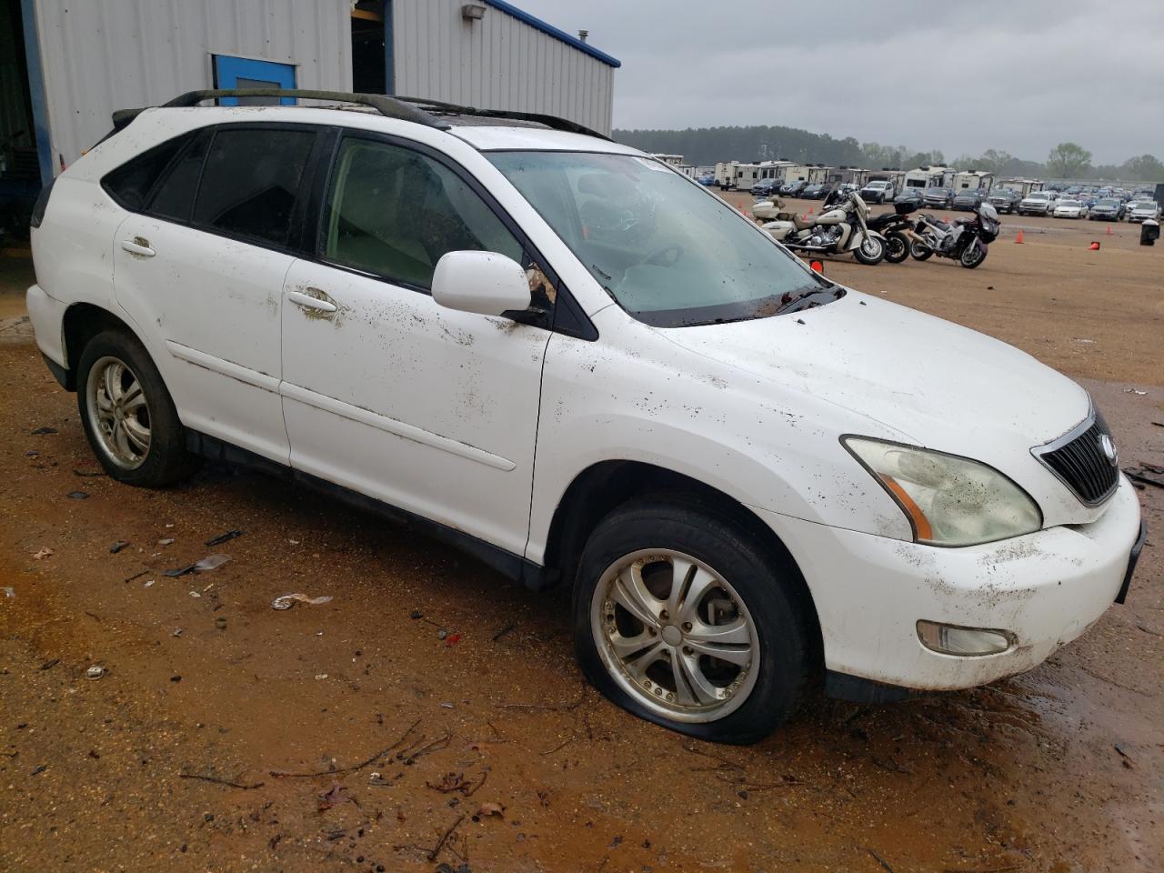 Photo 3 VIN: JTJGA31U950052133 - LEXUS RX 