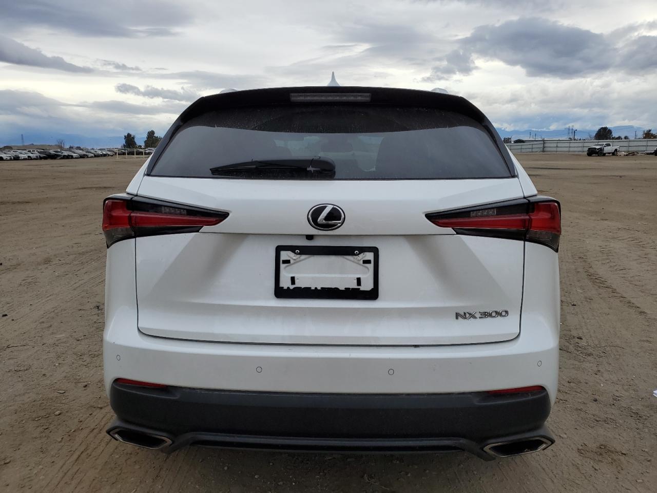 Photo 5 VIN: JTJGARBZ4L2173649 - LEXUS NX 300 