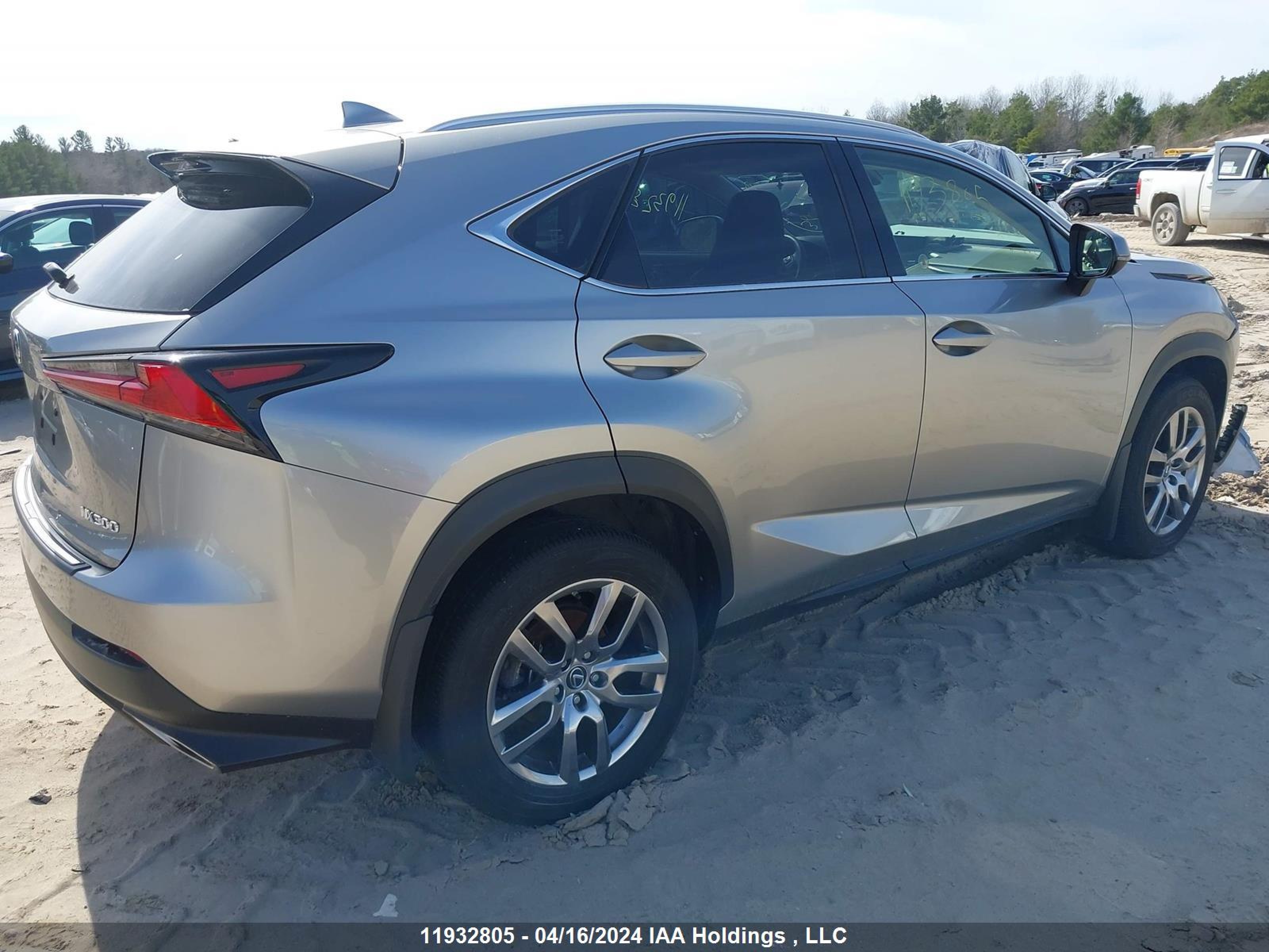 Photo 3 VIN: JTJGARDZ1M2249357 - LEXUS NX 