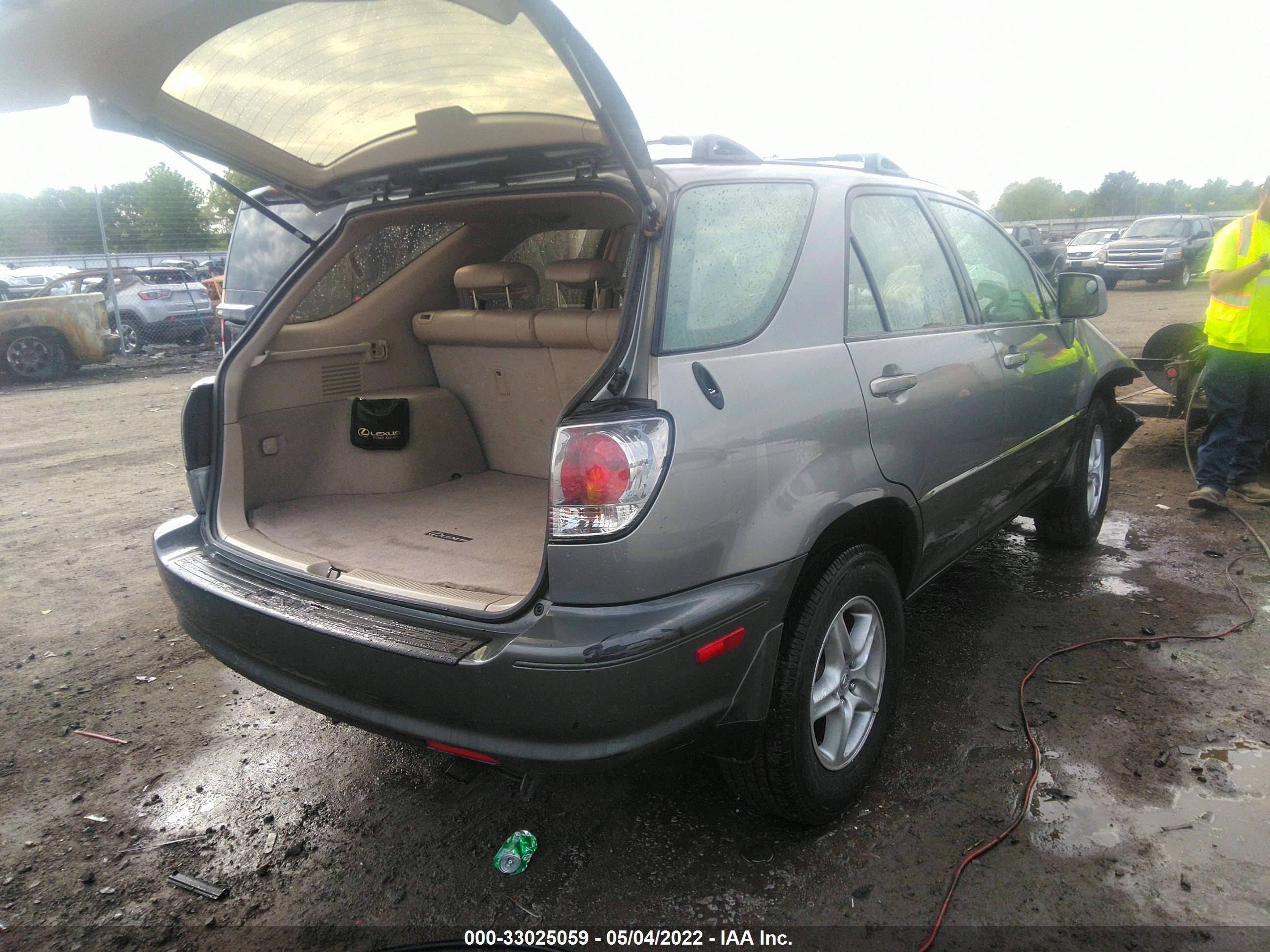 Photo 3 VIN: JTJGF10U010112799 - LEXUS RX 