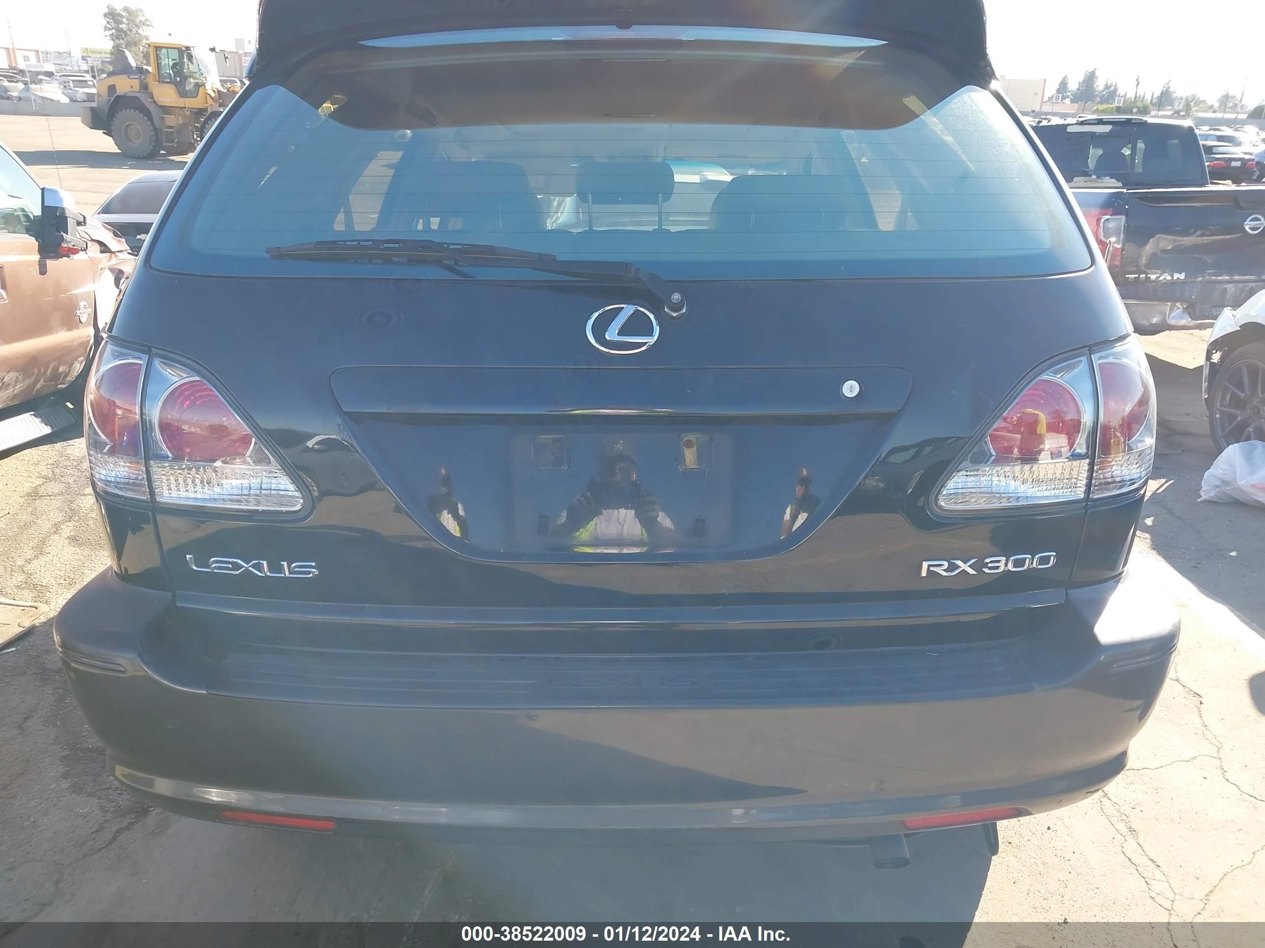 Photo 15 VIN: JTJGF10U030152593 - LEXUS RX 