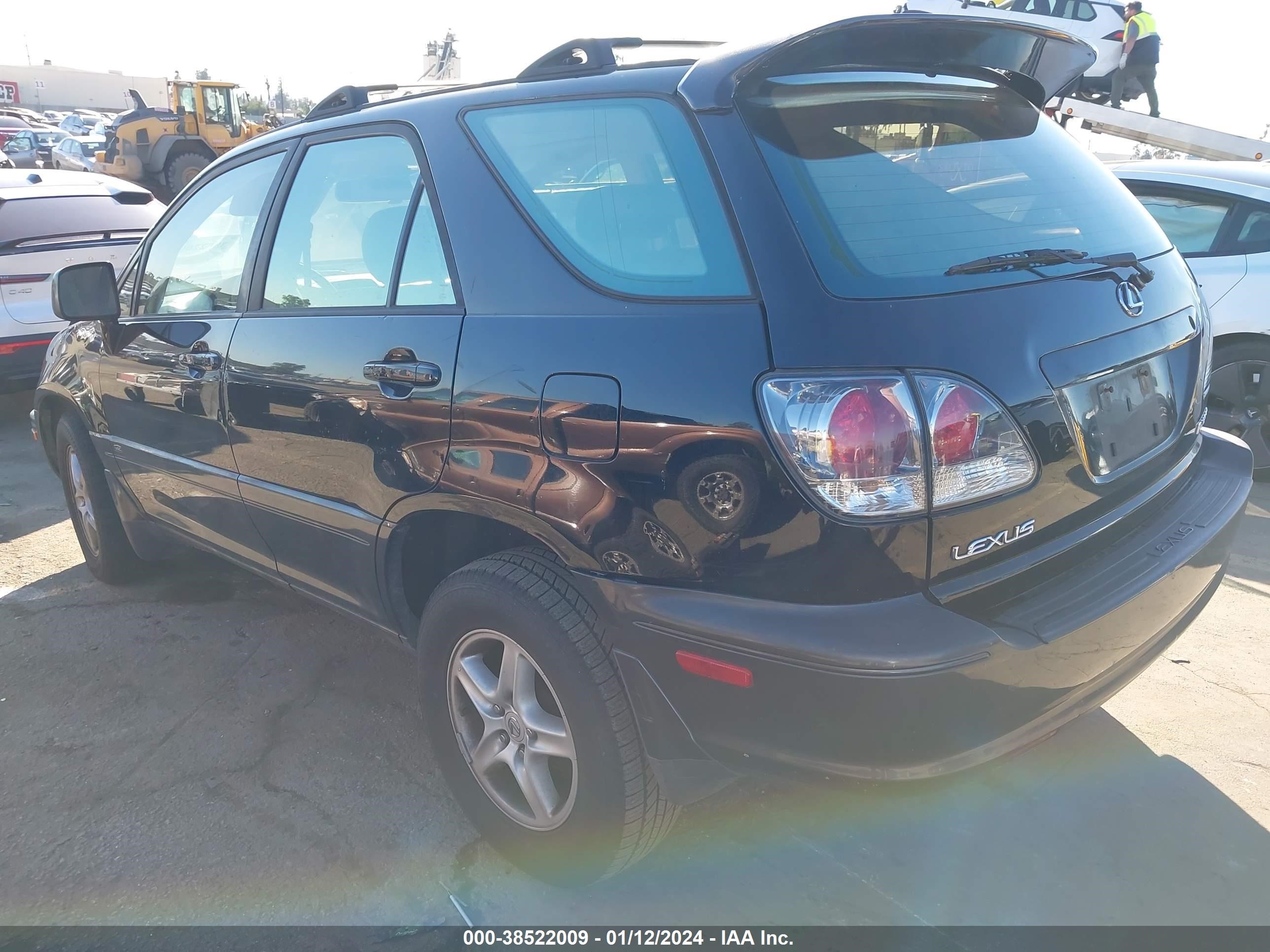 Photo 2 VIN: JTJGF10U030152593 - LEXUS RX 