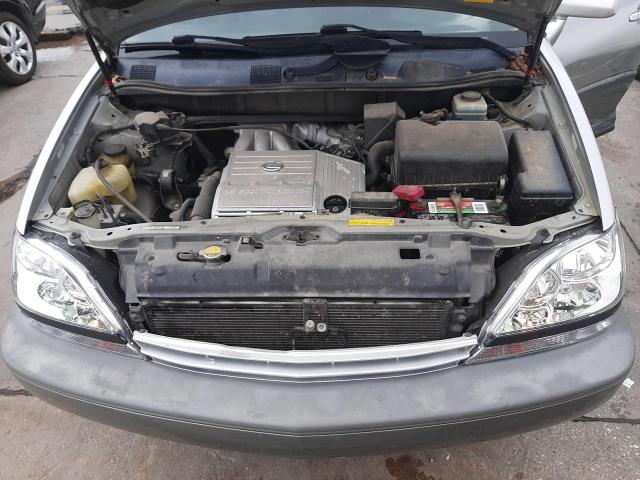 Photo 11 VIN: JTJGF10U110091669 - LEXUS RX300 