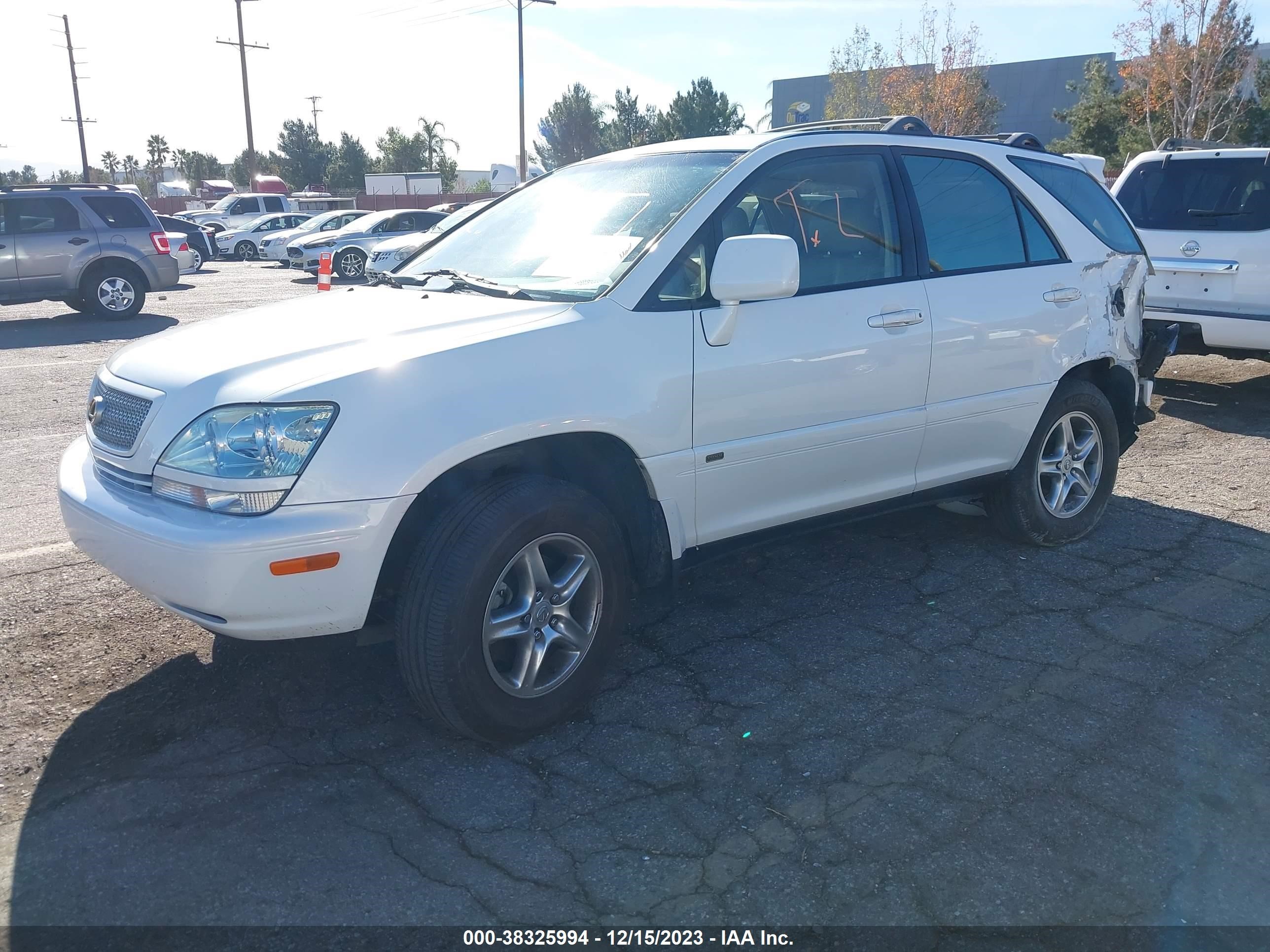 Photo 1 VIN: JTJGF10U420143944 - LEXUS RX 