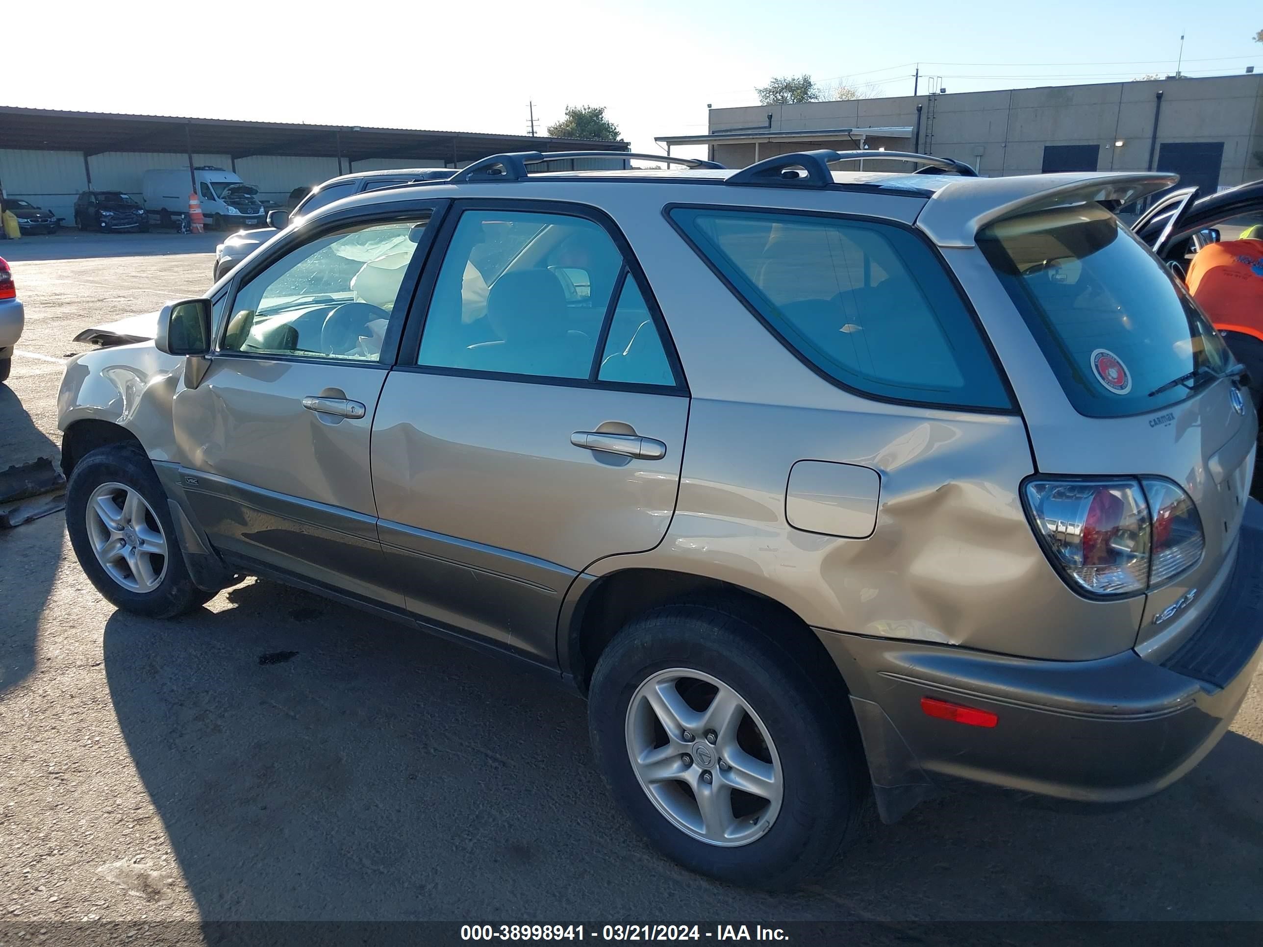 Photo 2 VIN: JTJGF10U430161877 - LEXUS RX 