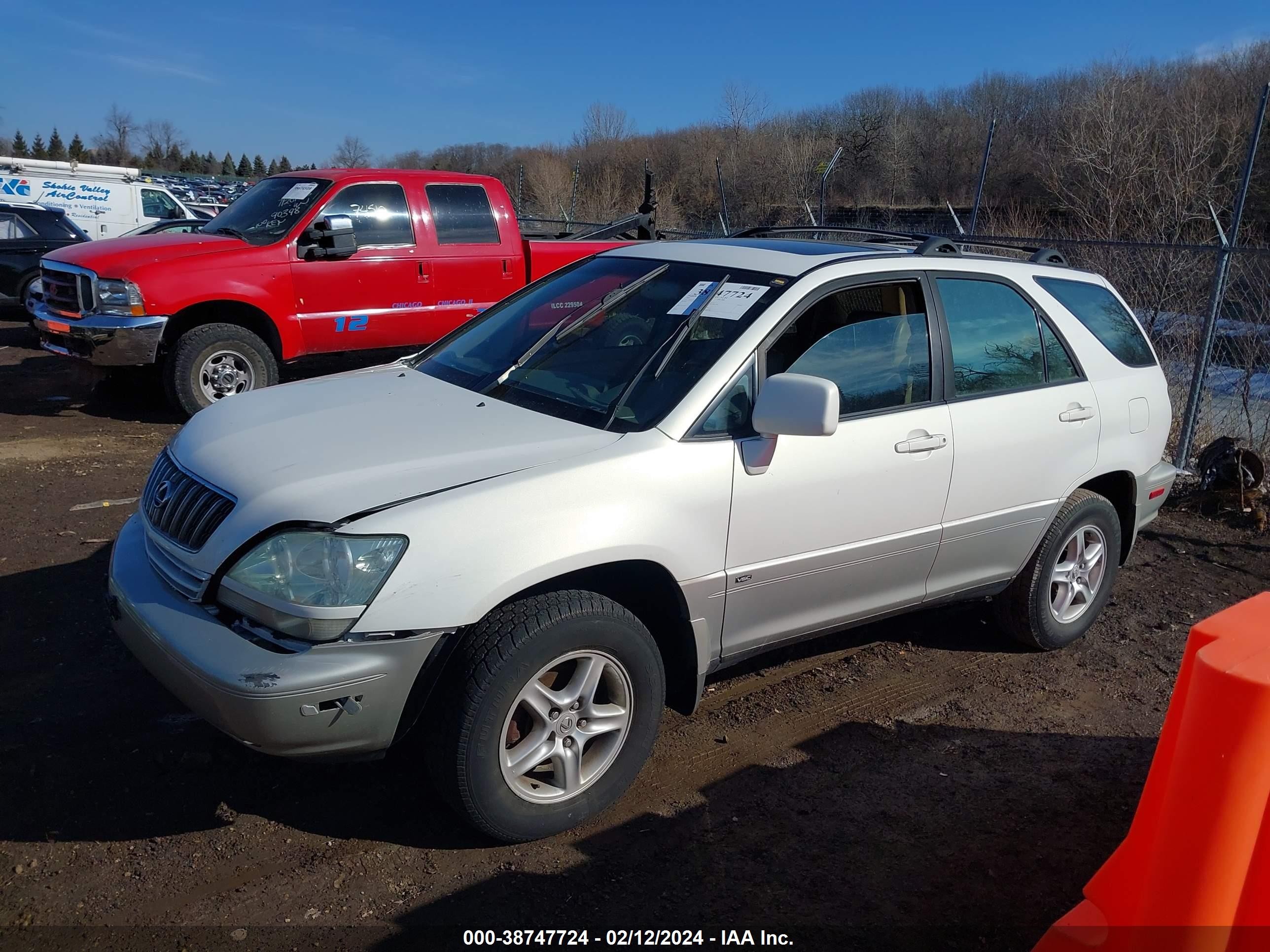 Photo 1 VIN: JTJGF10UX20139736 - LEXUS RX 