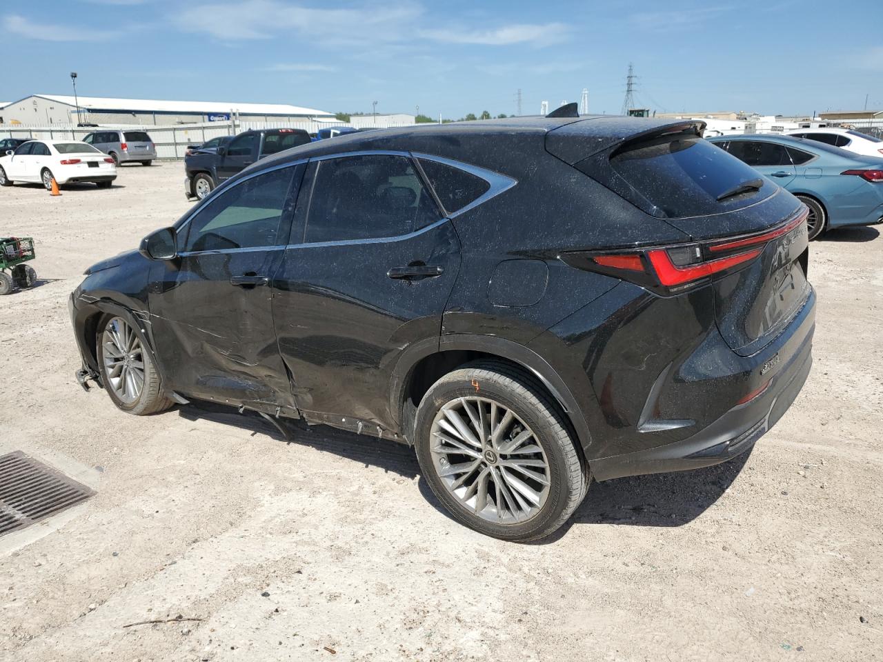 Photo 1 VIN: JTJGGCEZ8N5002783 - LEXUS NX 