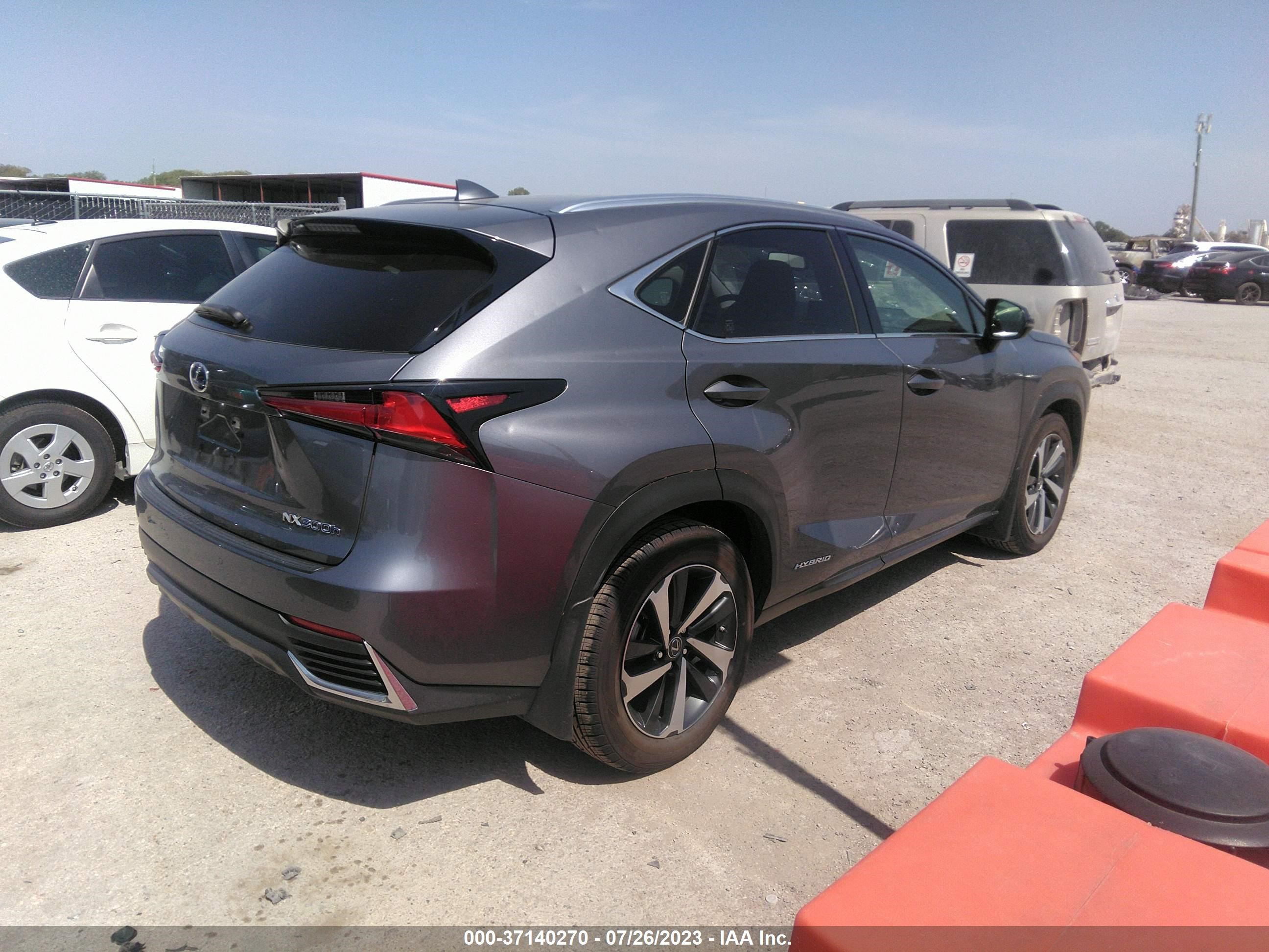 Photo 3 VIN: JTJGJRDZ2L5005813 - LEXUS NX 