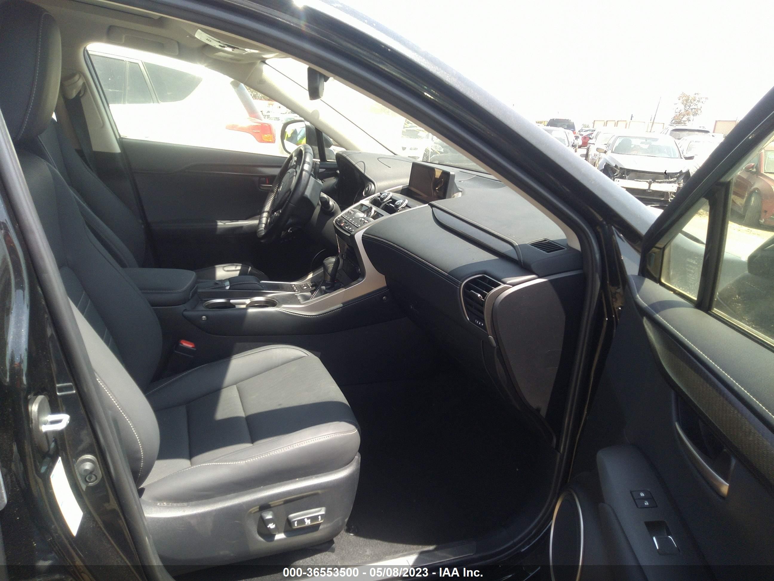 Photo 4 VIN: JTJGJRDZ4M2149608 - LEXUS NX 