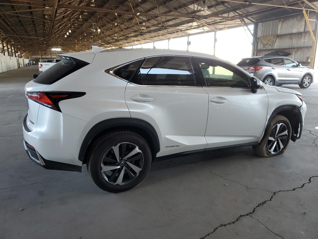 Photo 2 VIN: JTJGJRDZ6L5008892 - LEXUS NX 