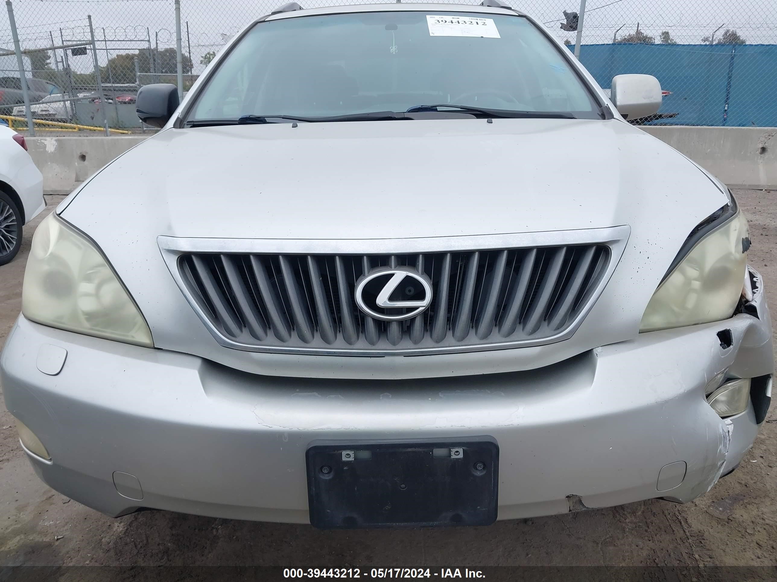 Photo 11 VIN: JTJGK31U680014344 - LEXUS RX 