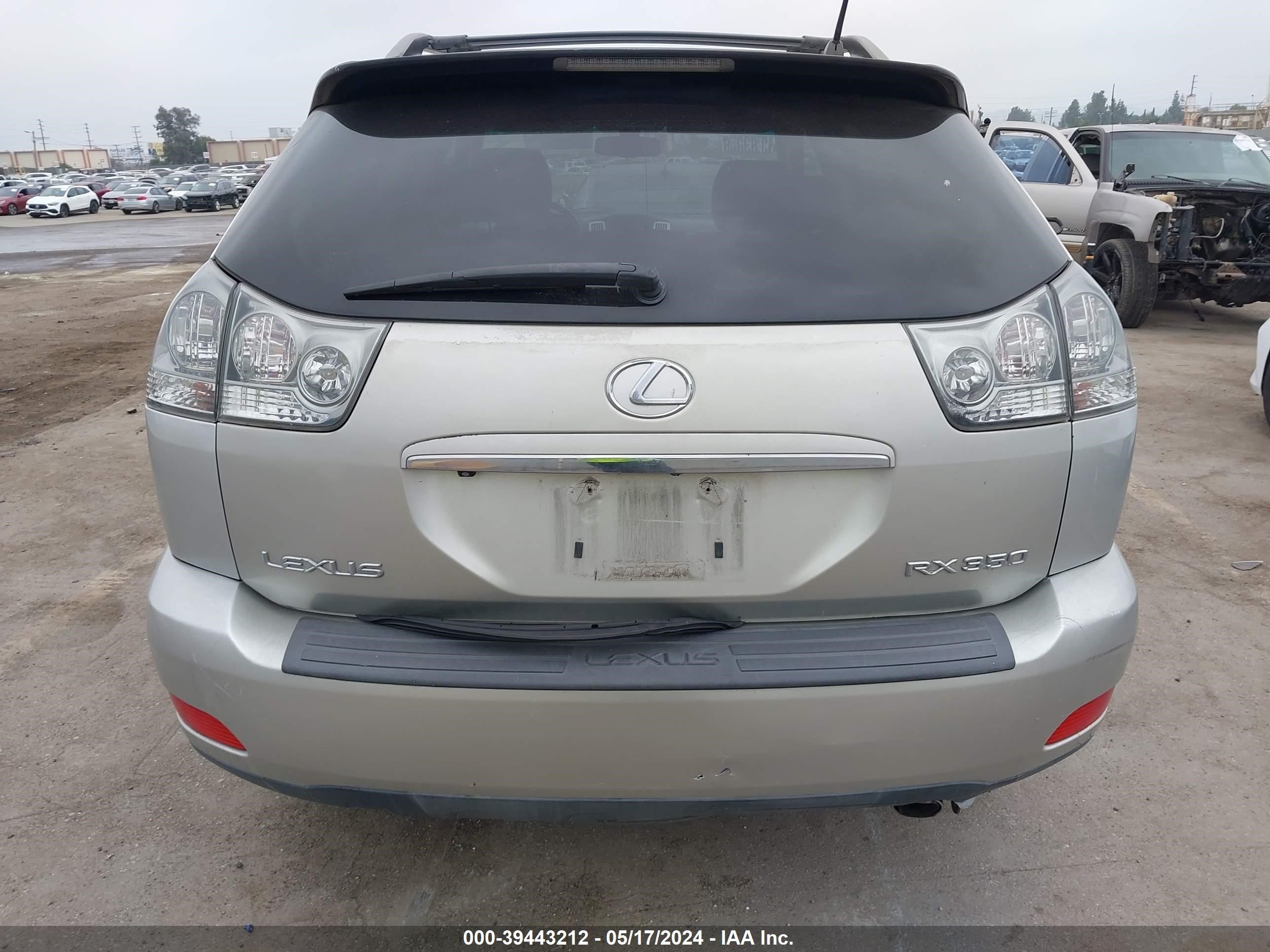 Photo 15 VIN: JTJGK31U680014344 - LEXUS RX 