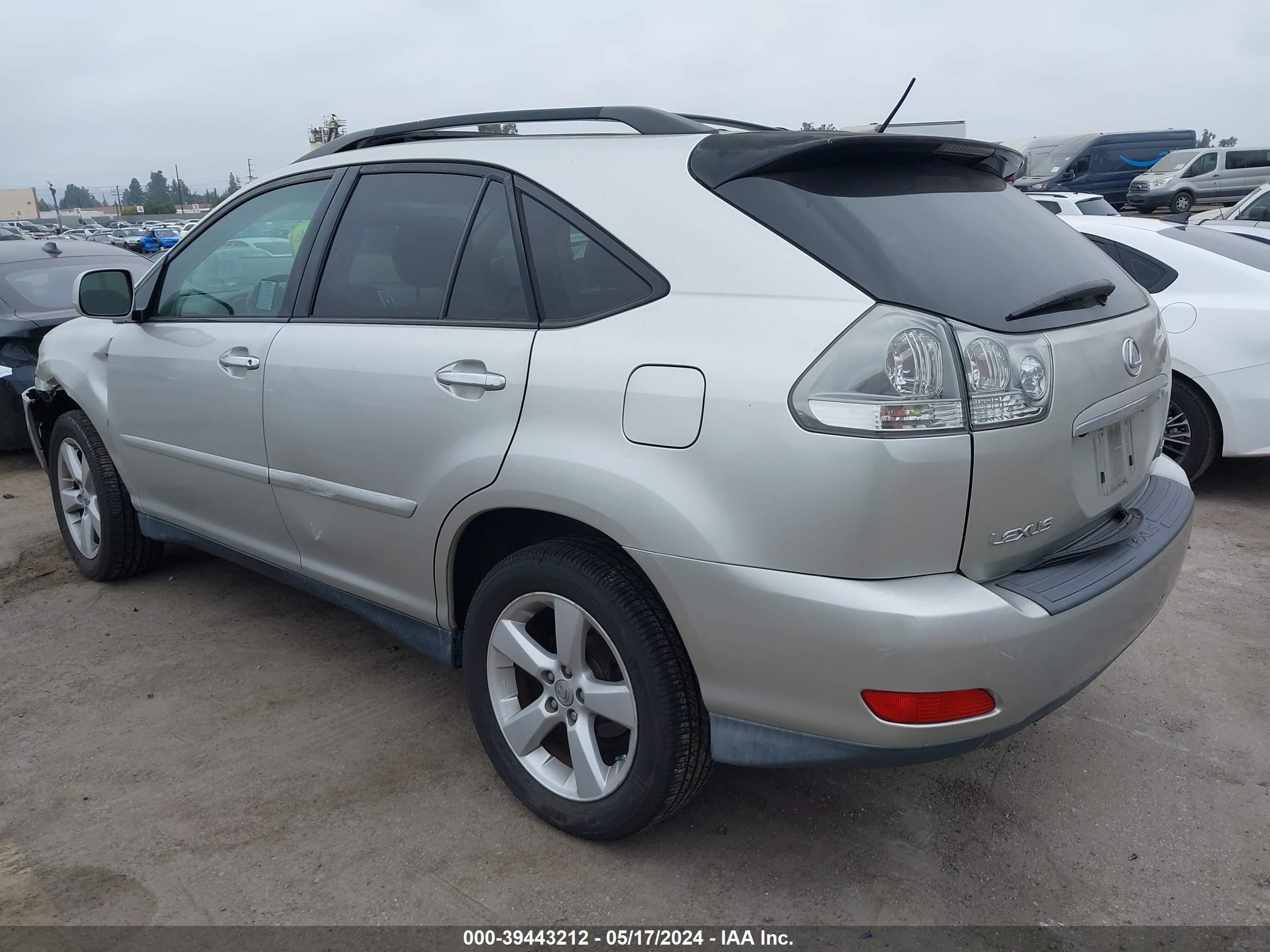 Photo 2 VIN: JTJGK31U680014344 - LEXUS RX 