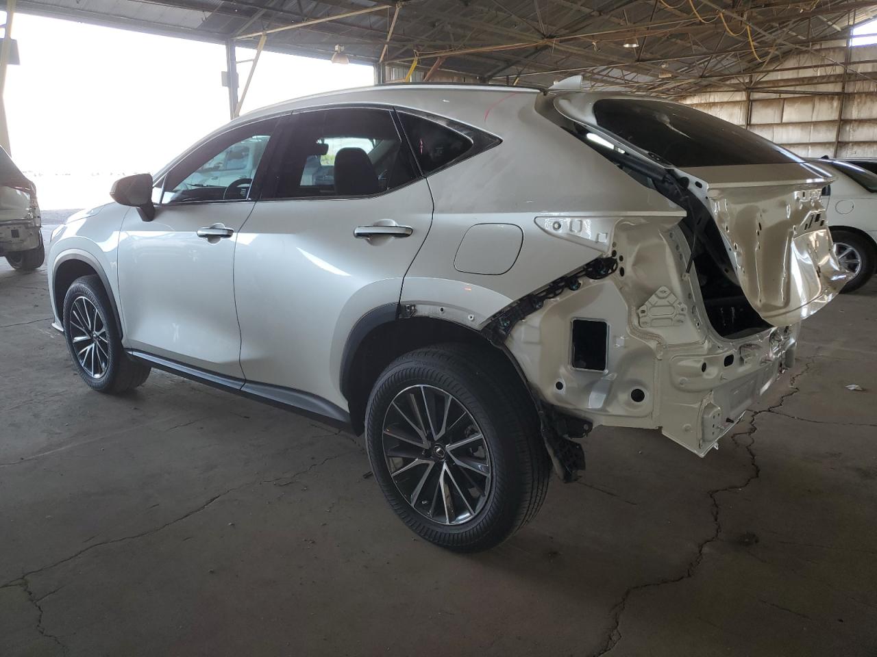 Photo 1 VIN: JTJGKCEZ0N5001335 - LEXUS NX 