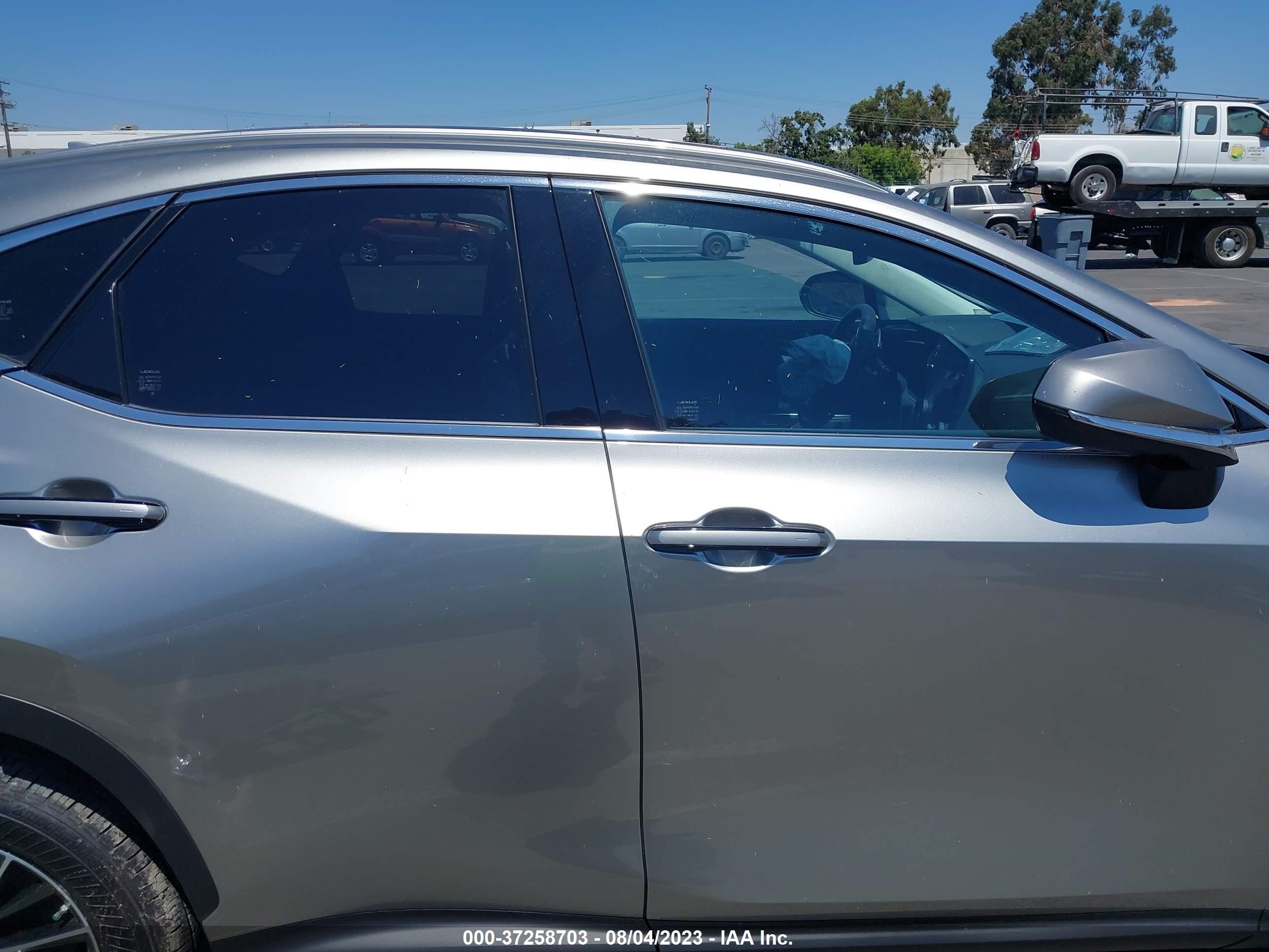 Photo 13 VIN: JTJGKCEZ1N5003983 - LEXUS NX 