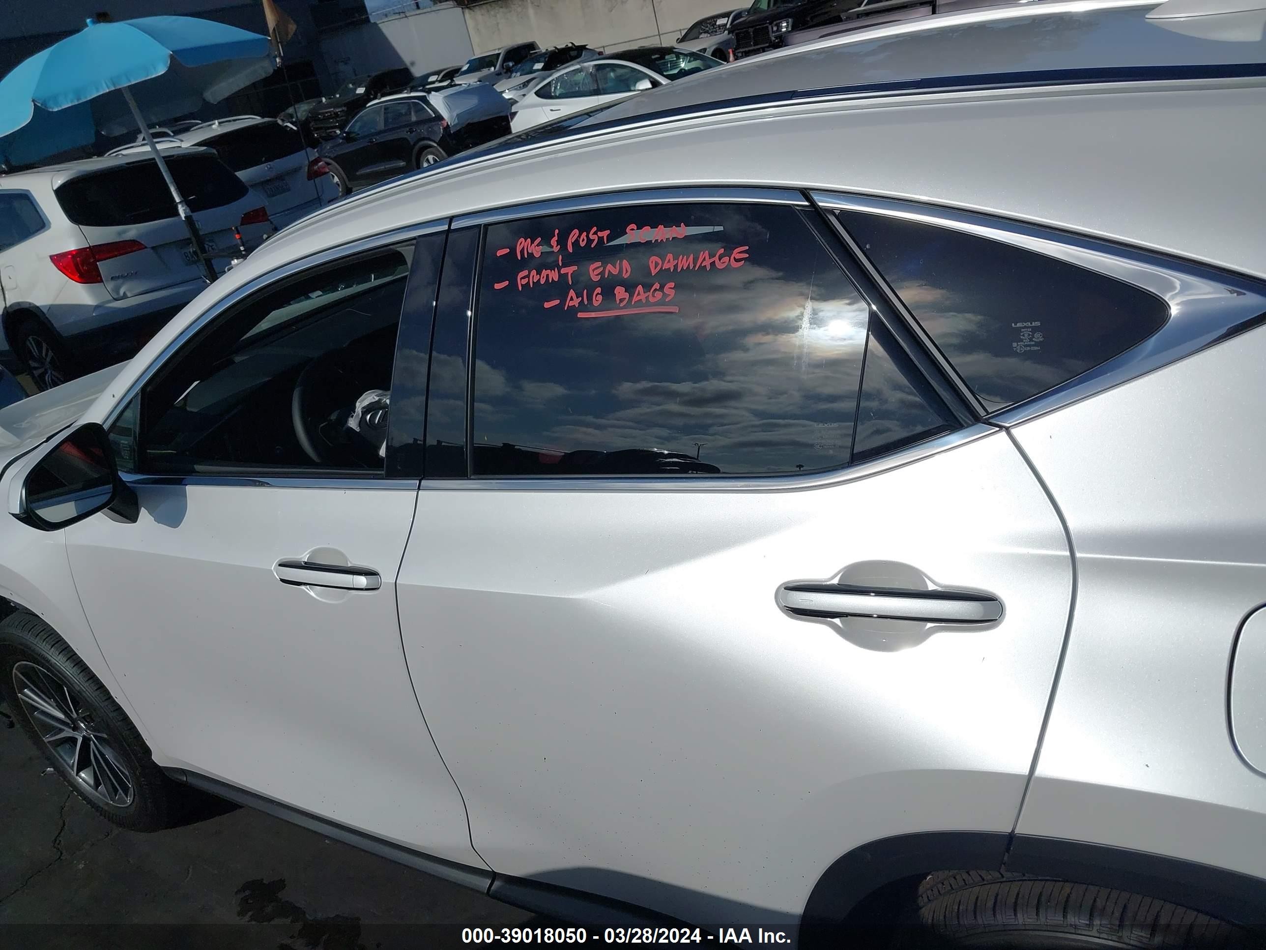 Photo 14 VIN: JTJGKCEZ4R5020072 - LEXUS NX 