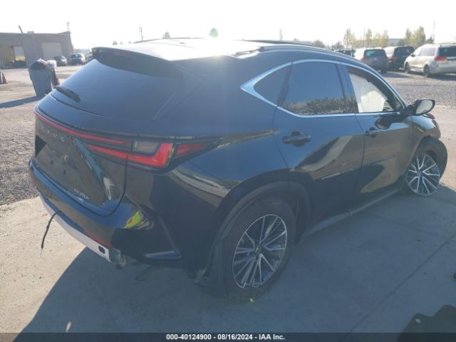 Photo 3 VIN: JTJGKCEZ6N5004367 - LEXUS NX 