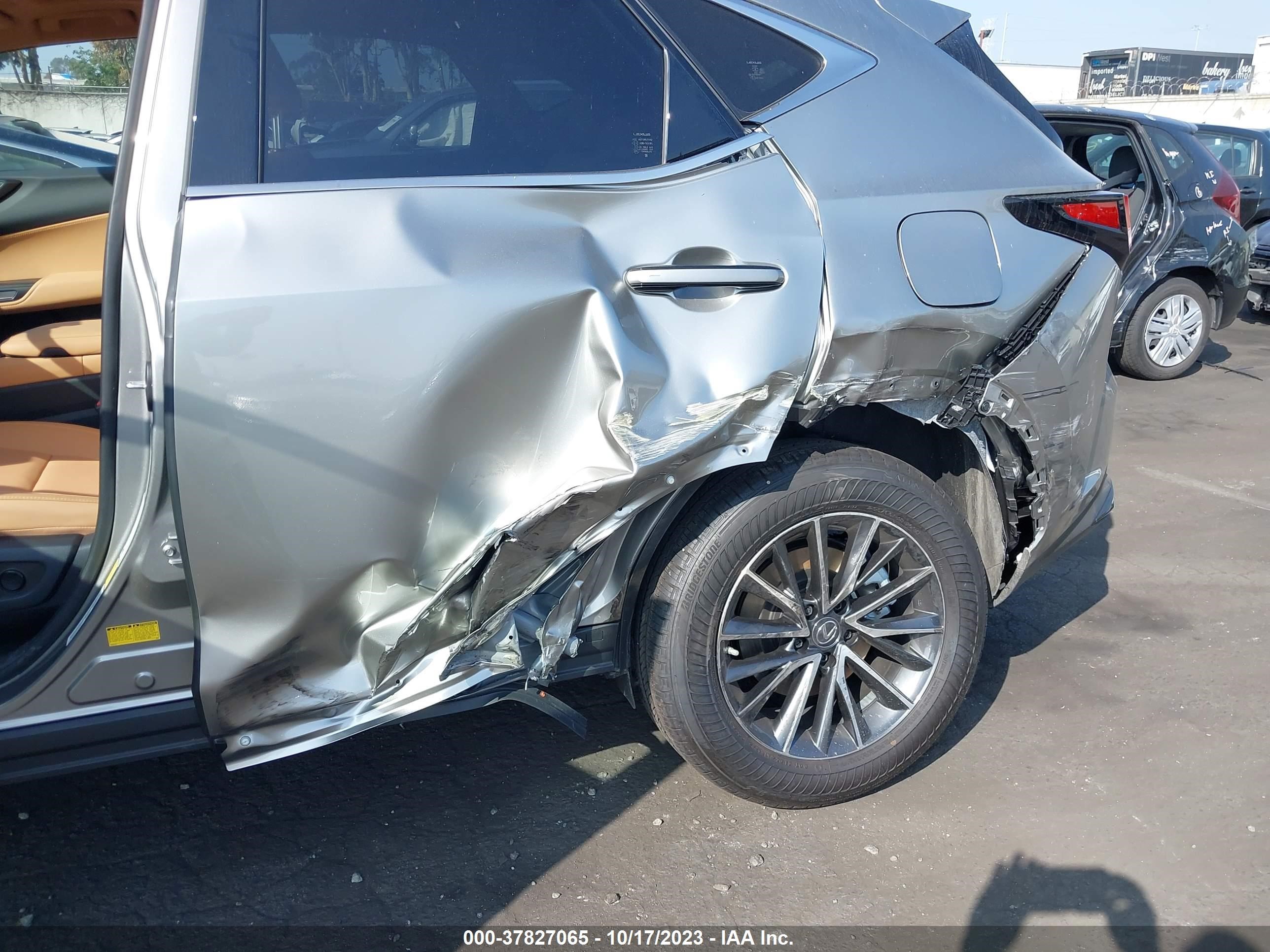 Photo 5 VIN: JTJGKCEZ9P2015299 - LEXUS NX 