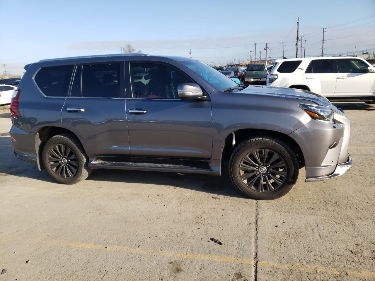 Photo 4 VIN: JTJGM7BX9M5285731 - LEXUS GX 