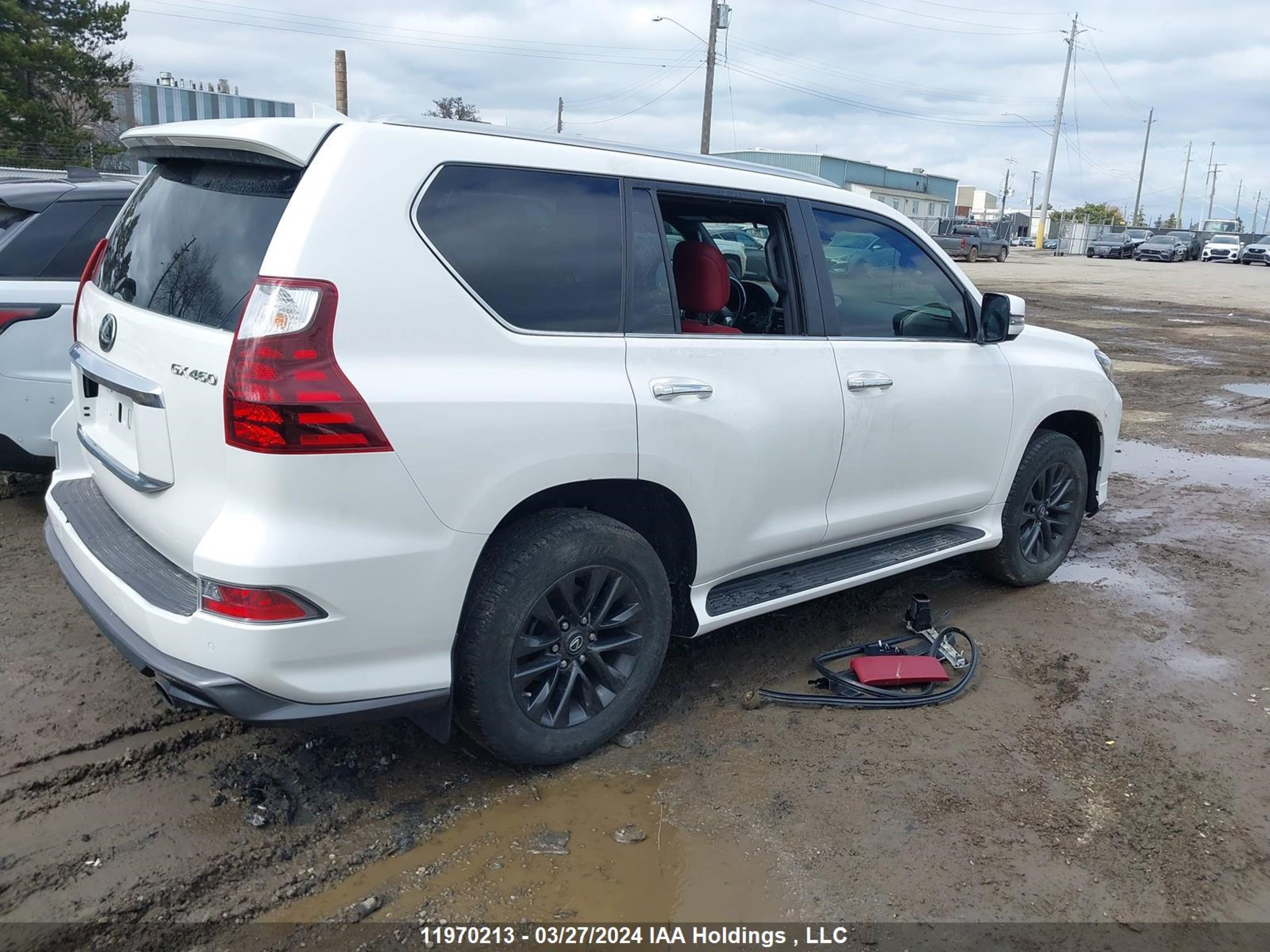 Photo 3 VIN: JTJGM7BXXN5331553 - LEXUS GX 