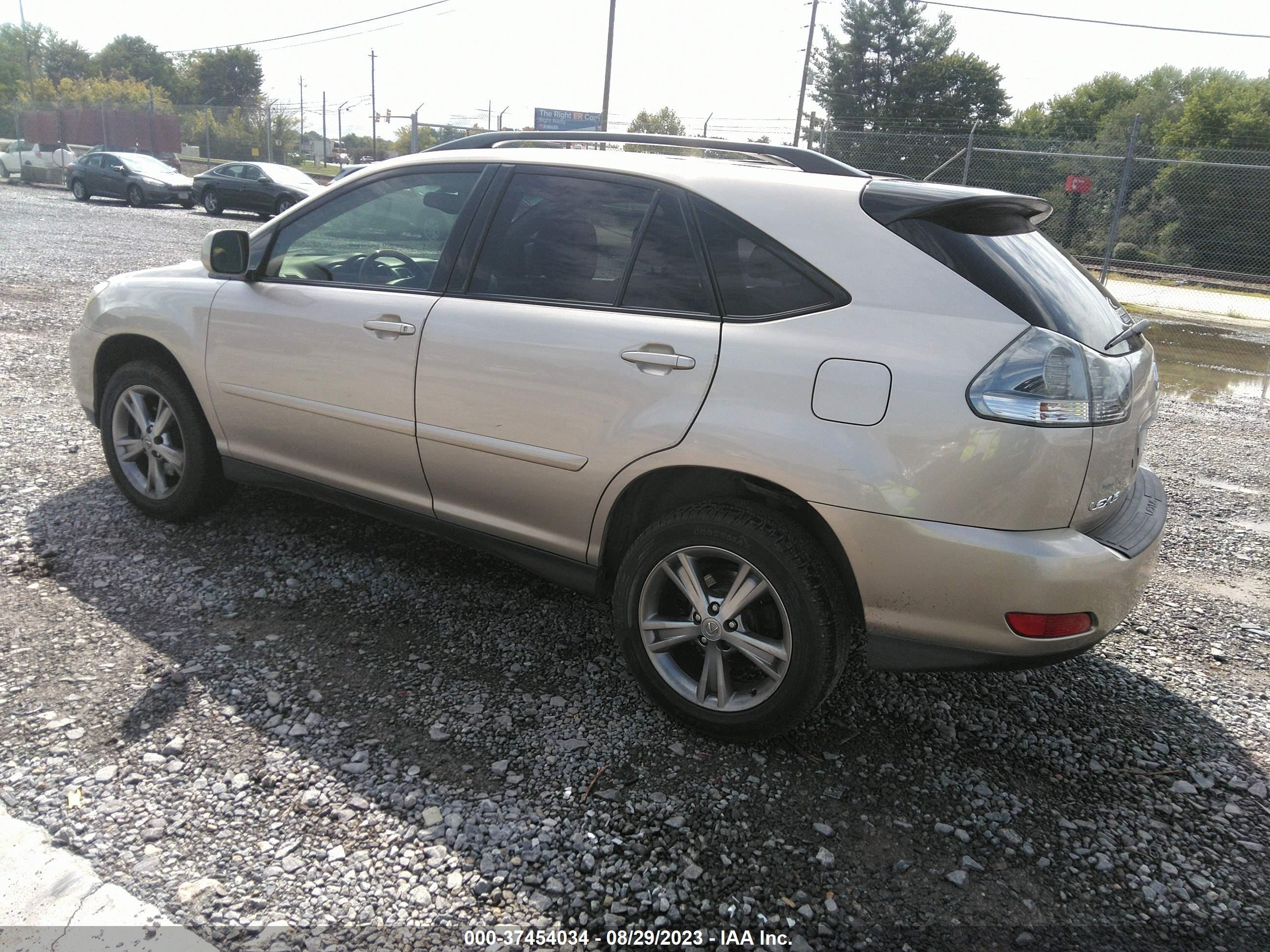 Photo 2 VIN: JTJGW31U060003891 - LEXUS RX 