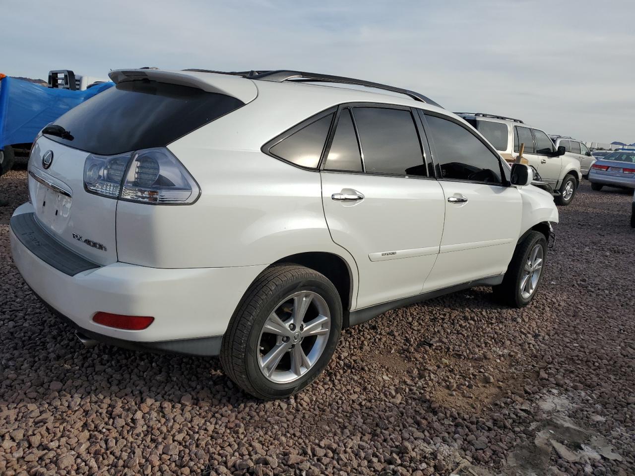 Photo 2 VIN: JTJGW31U082850093 - LEXUS RX 