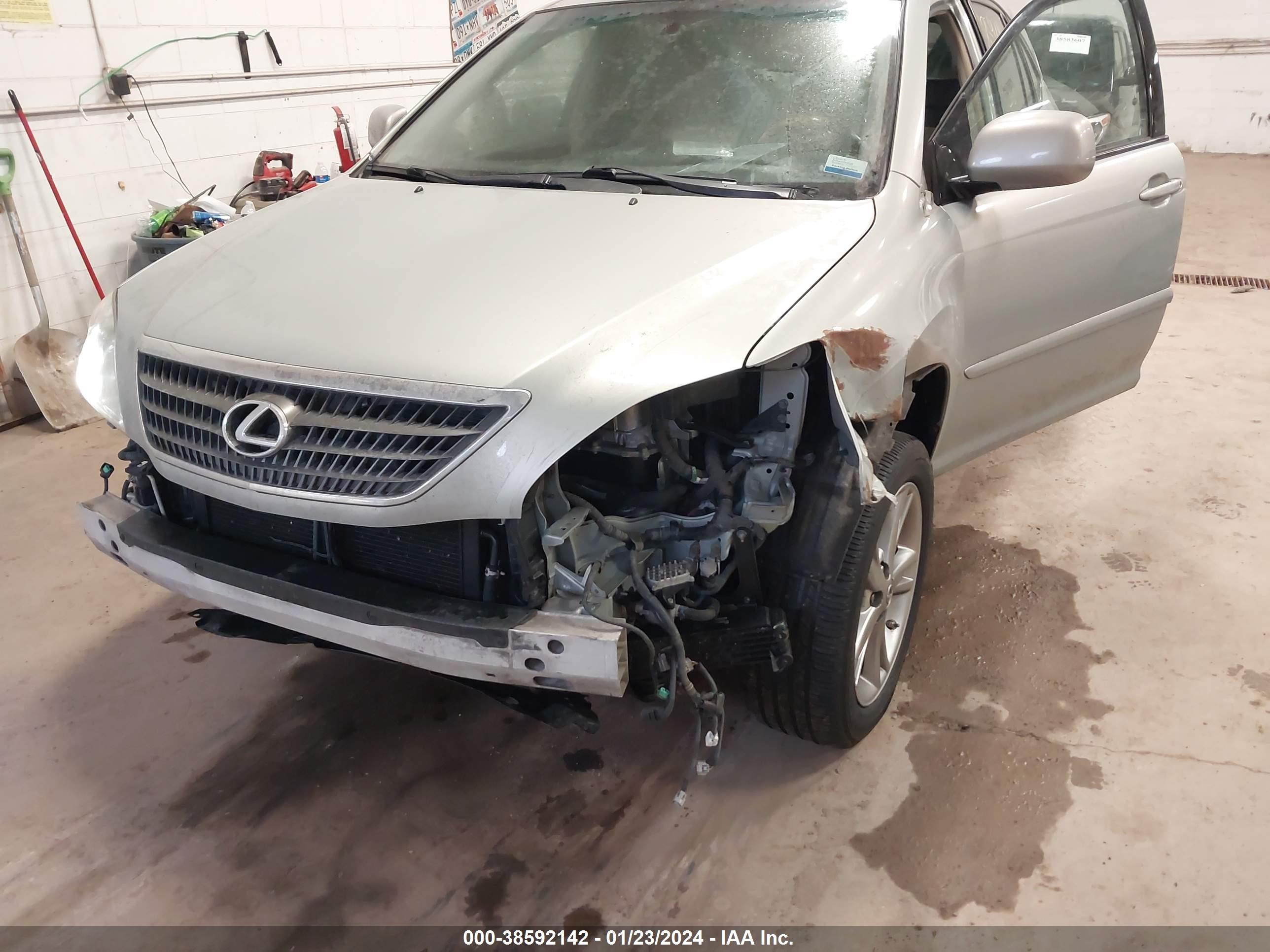 Photo 5 VIN: JTJGW31U872001876 - LEXUS RX 