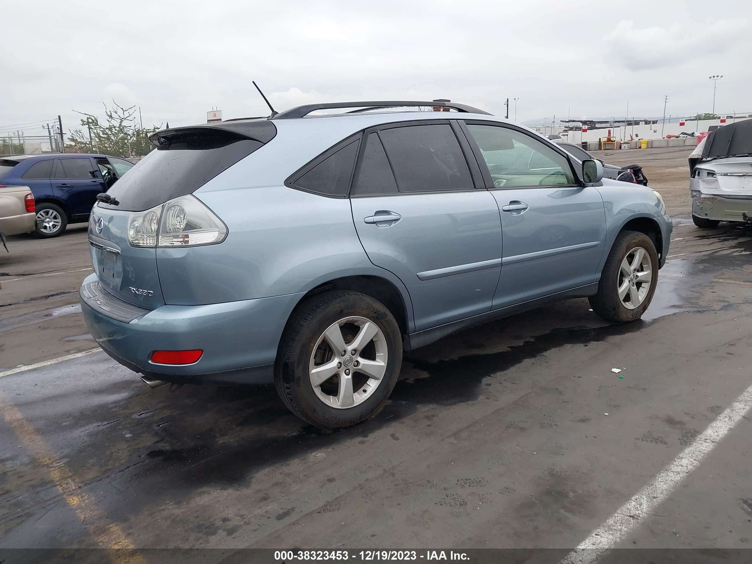 Photo 3 VIN: JTJHA31U040027382 - LEXUS RX 