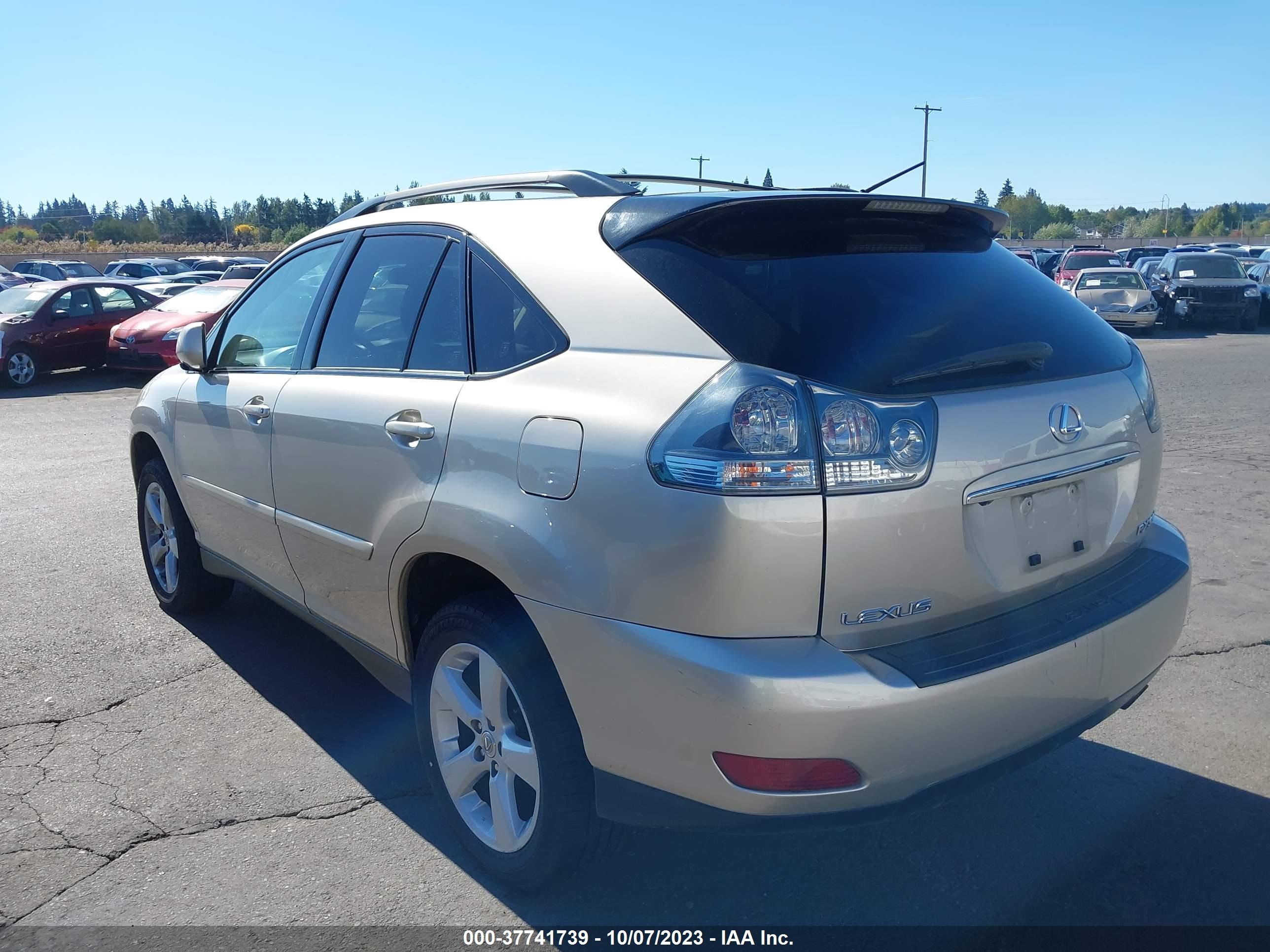 Photo 2 VIN: JTJHA31U040043775 - LEXUS RX 