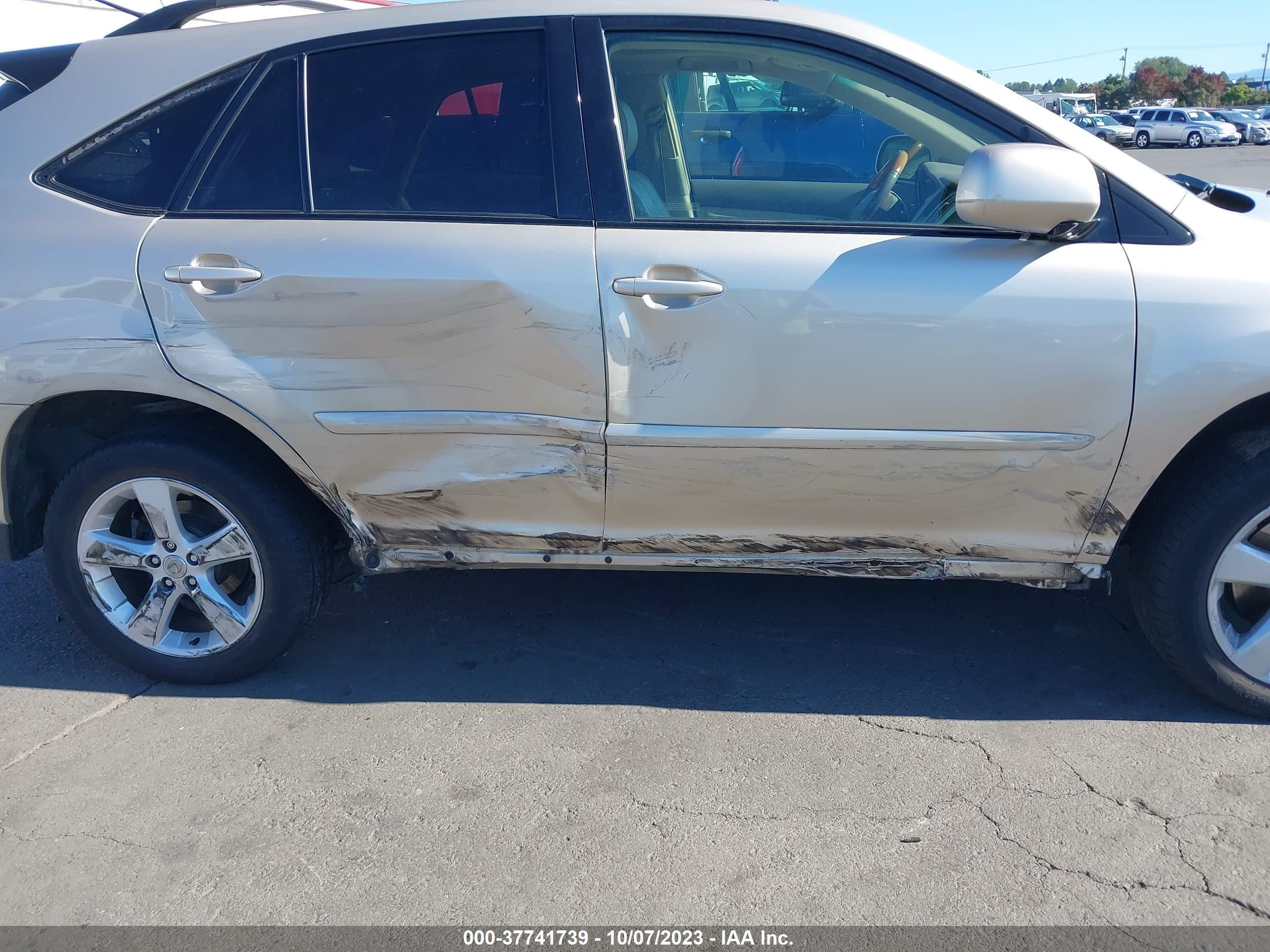 Photo 5 VIN: JTJHA31U040043775 - LEXUS RX 