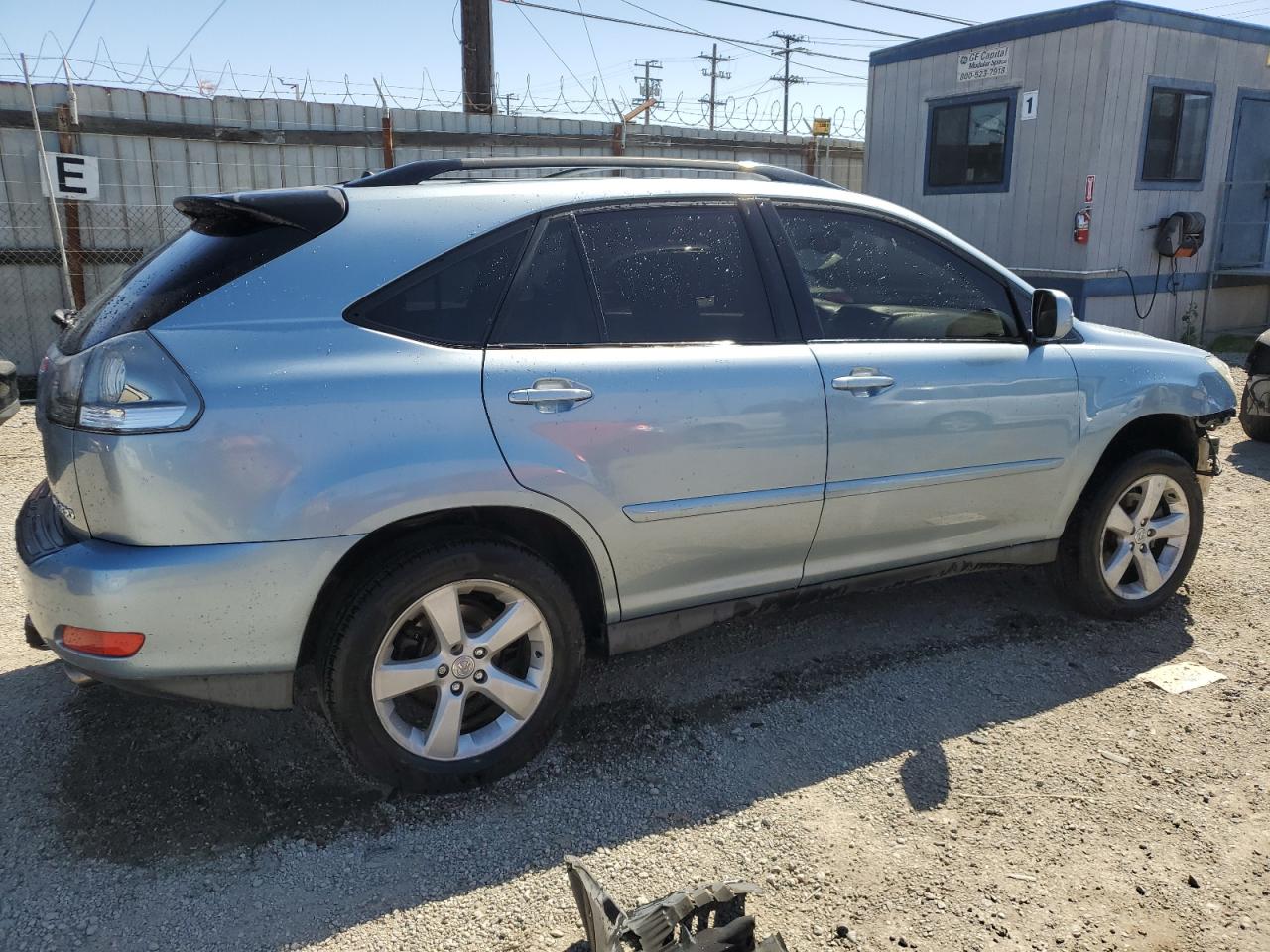 Photo 2 VIN: JTJHA31U040065355 - LEXUS RX 