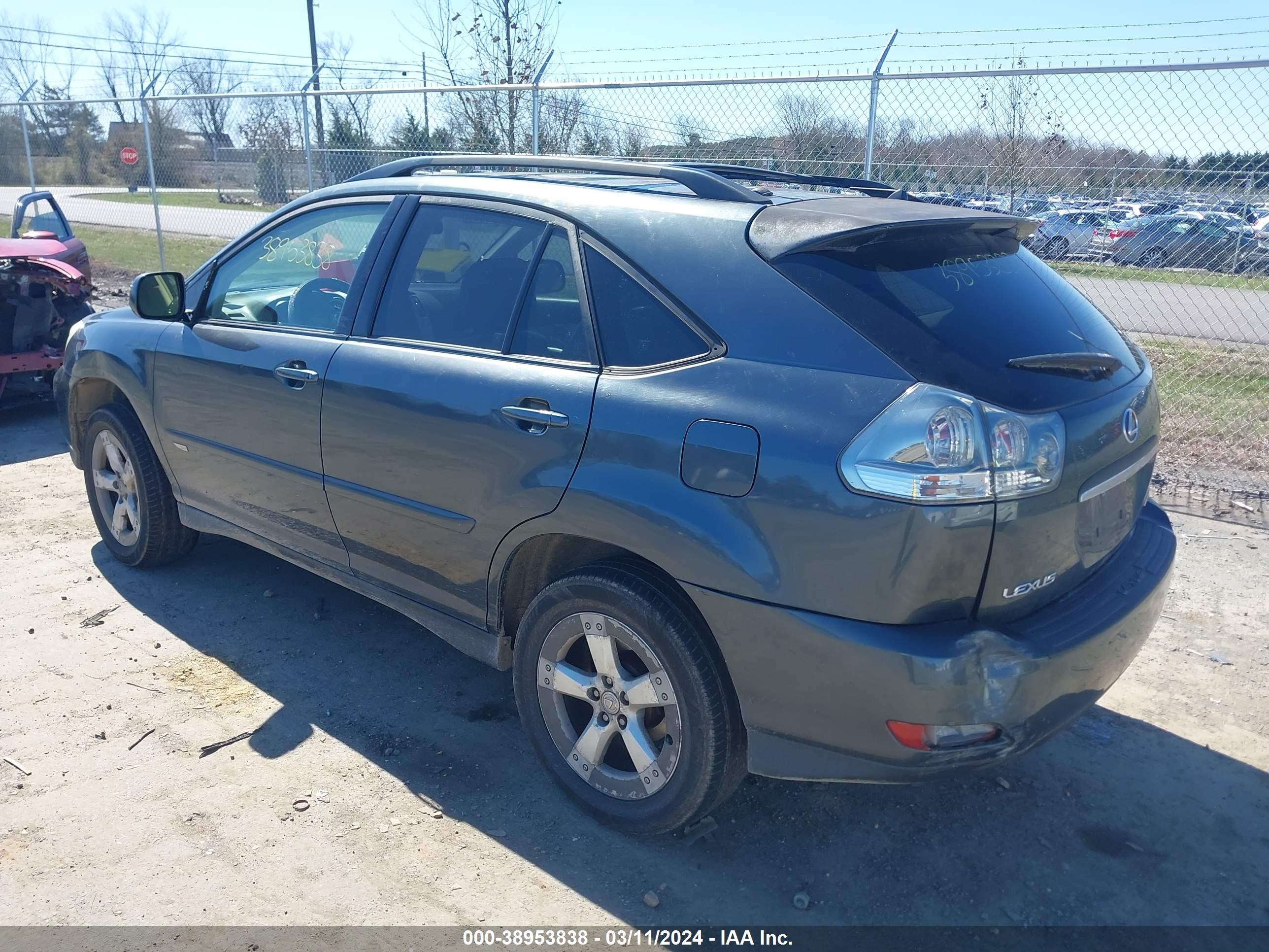 Photo 2 VIN: JTJHA31U150088645 - LEXUS RX 