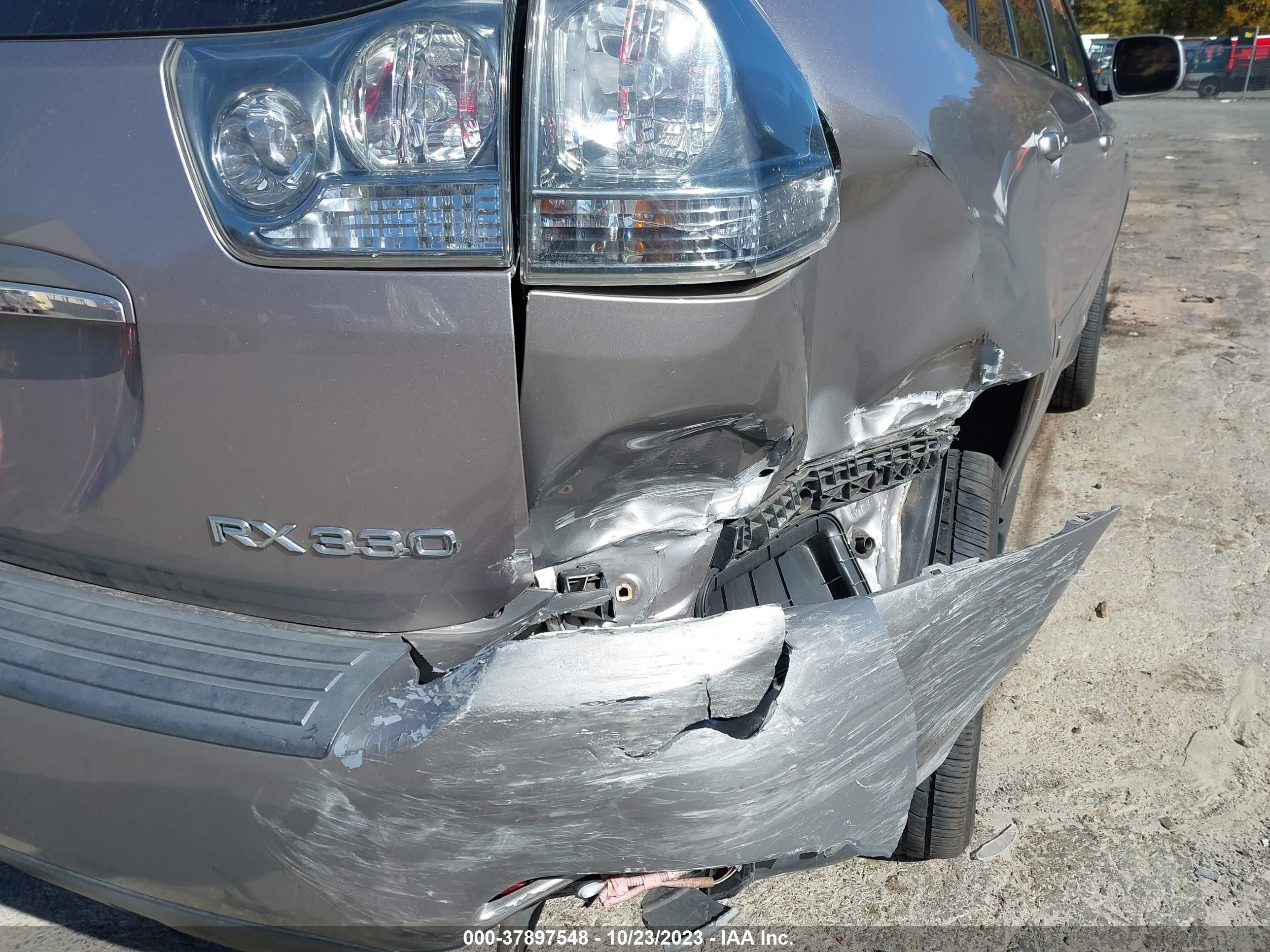 Photo 11 VIN: JTJHA31U150097345 - LEXUS RX 