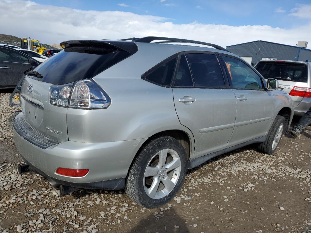 Photo 2 VIN: JTJHA31U450087389 - LEXUS RX 