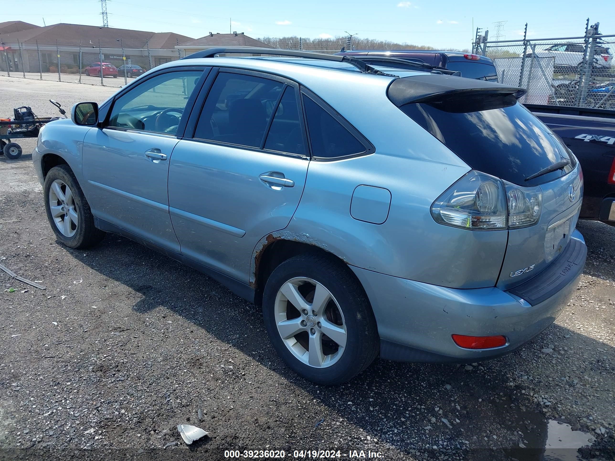 Photo 2 VIN: JTJHA31U540043612 - LEXUS RX 