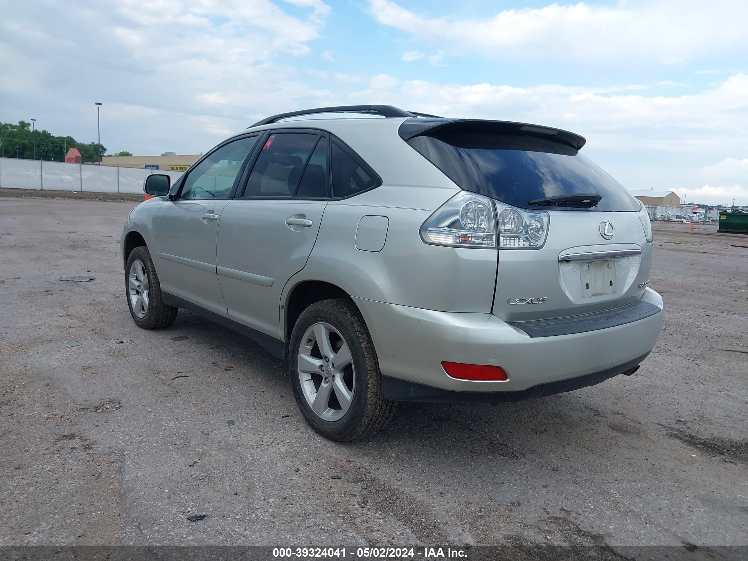 Photo 2 VIN: JTJHA31U550082511 - LEXUS RX 