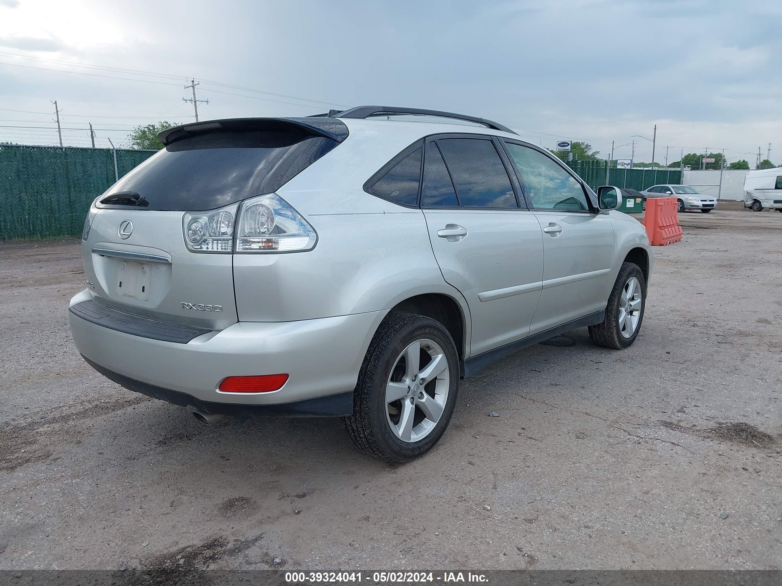 Photo 3 VIN: JTJHA31U550082511 - LEXUS RX 