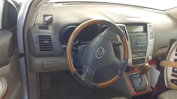 Photo 11 VIN: JTJHA31U640044252 - LEXUS RX 330 