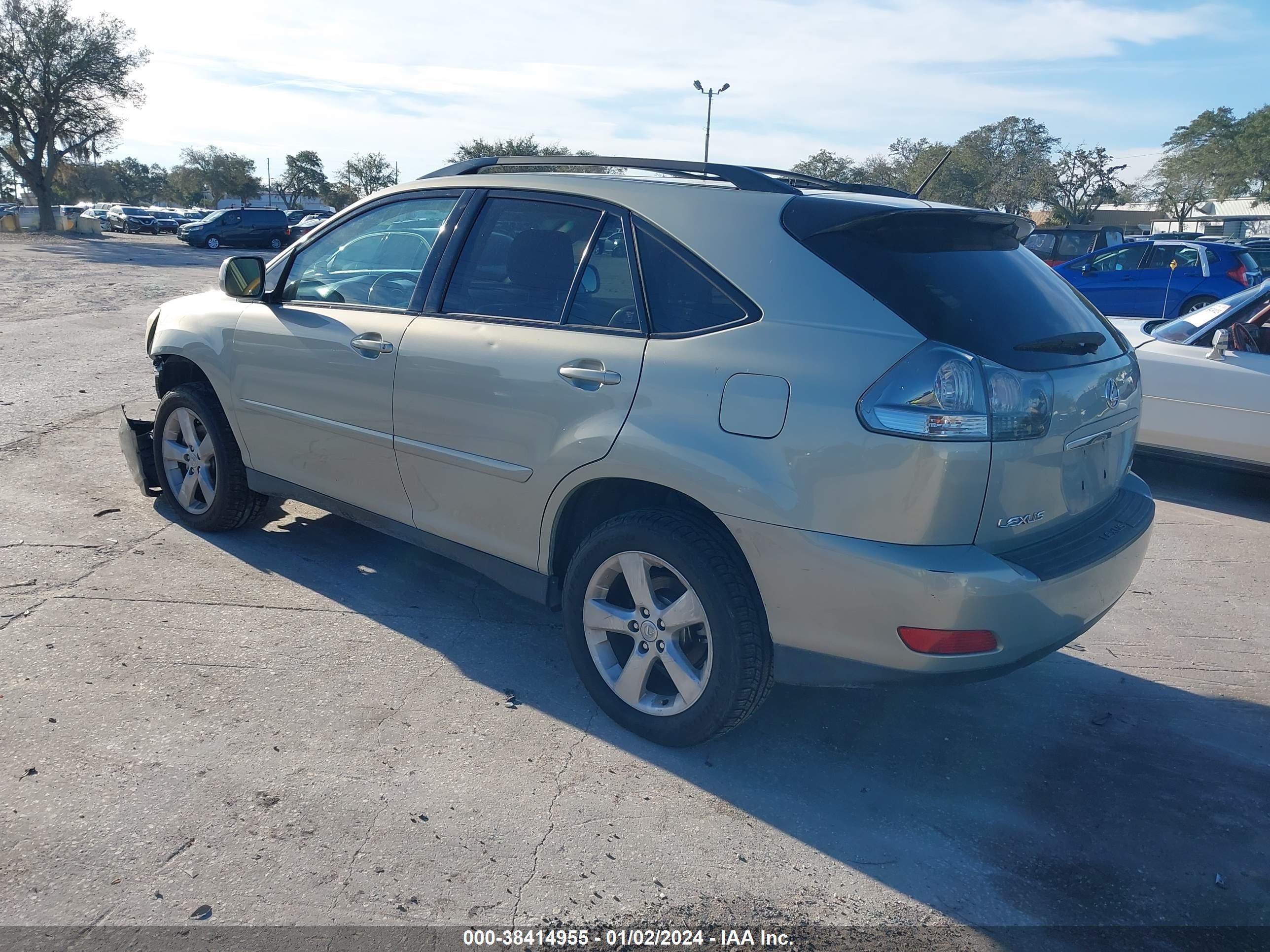 Photo 2 VIN: JTJHA31U740039805 - LEXUS RX 