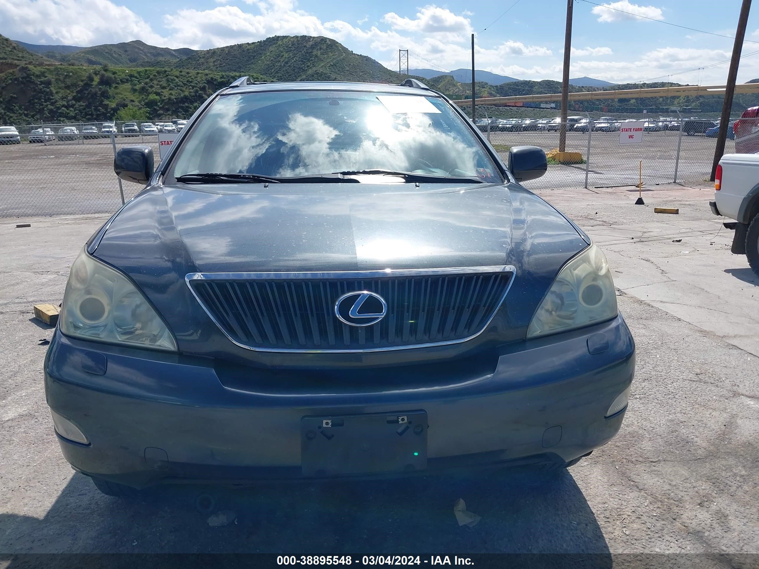 Photo 11 VIN: JTJHA31U850079117 - LEXUS RX 