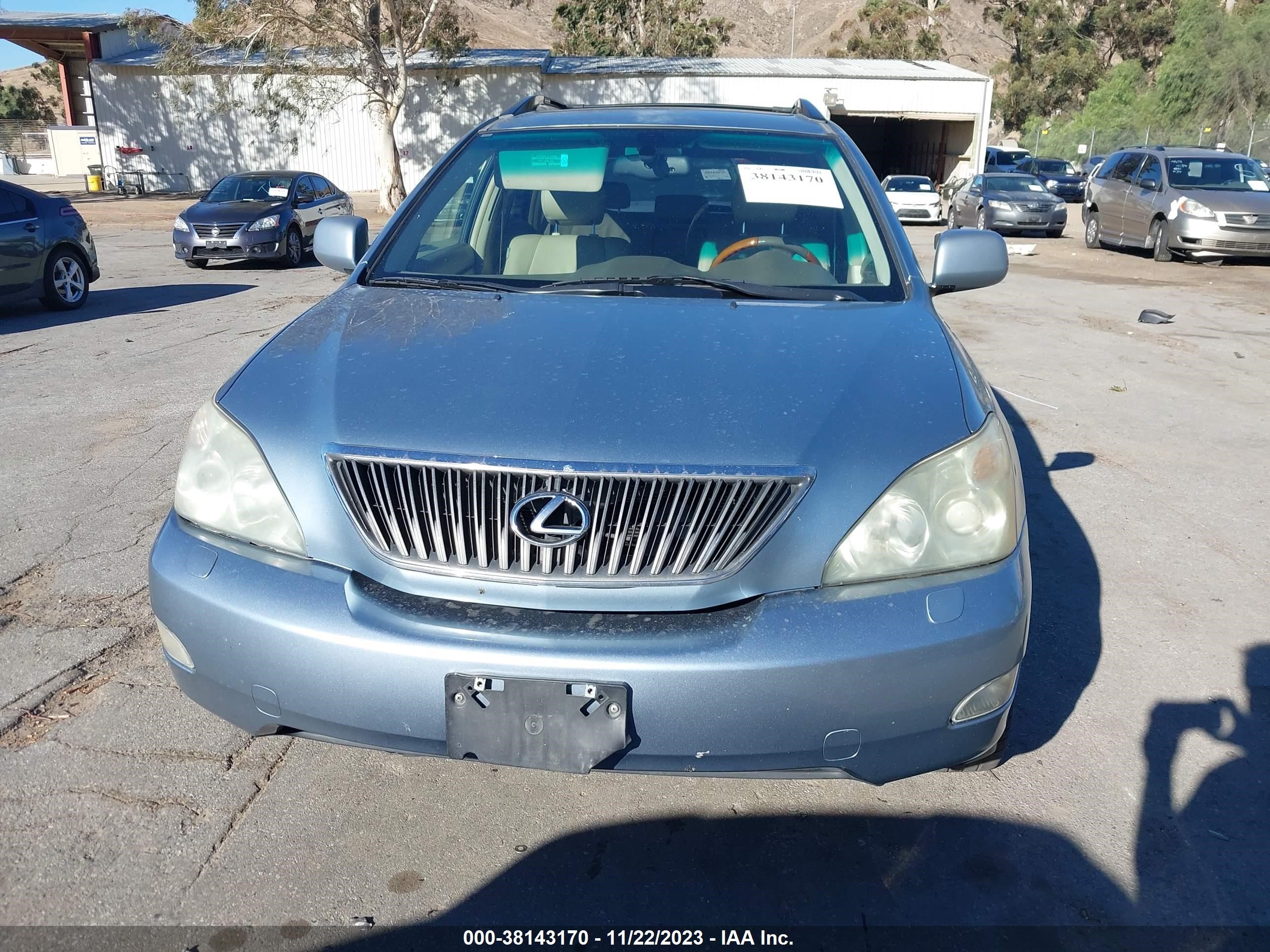 Photo 11 VIN: JTJHA31U850089498 - LEXUS RX 