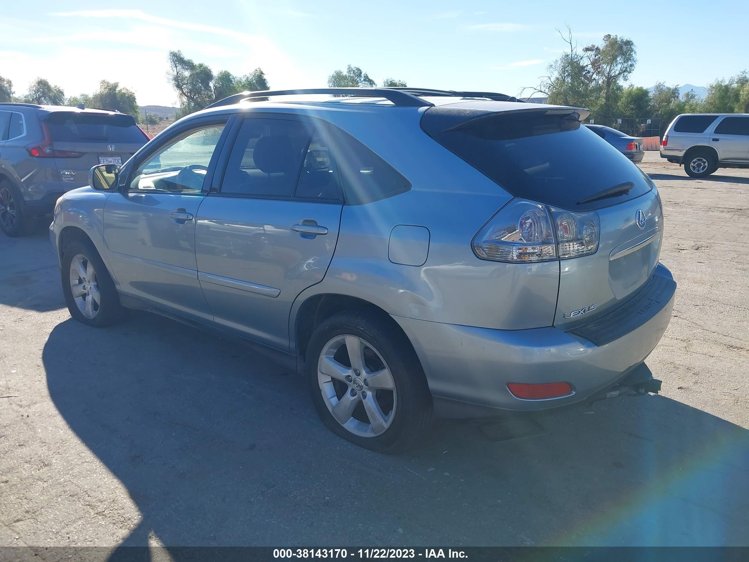 Photo 2 VIN: JTJHA31U850089498 - LEXUS RX 