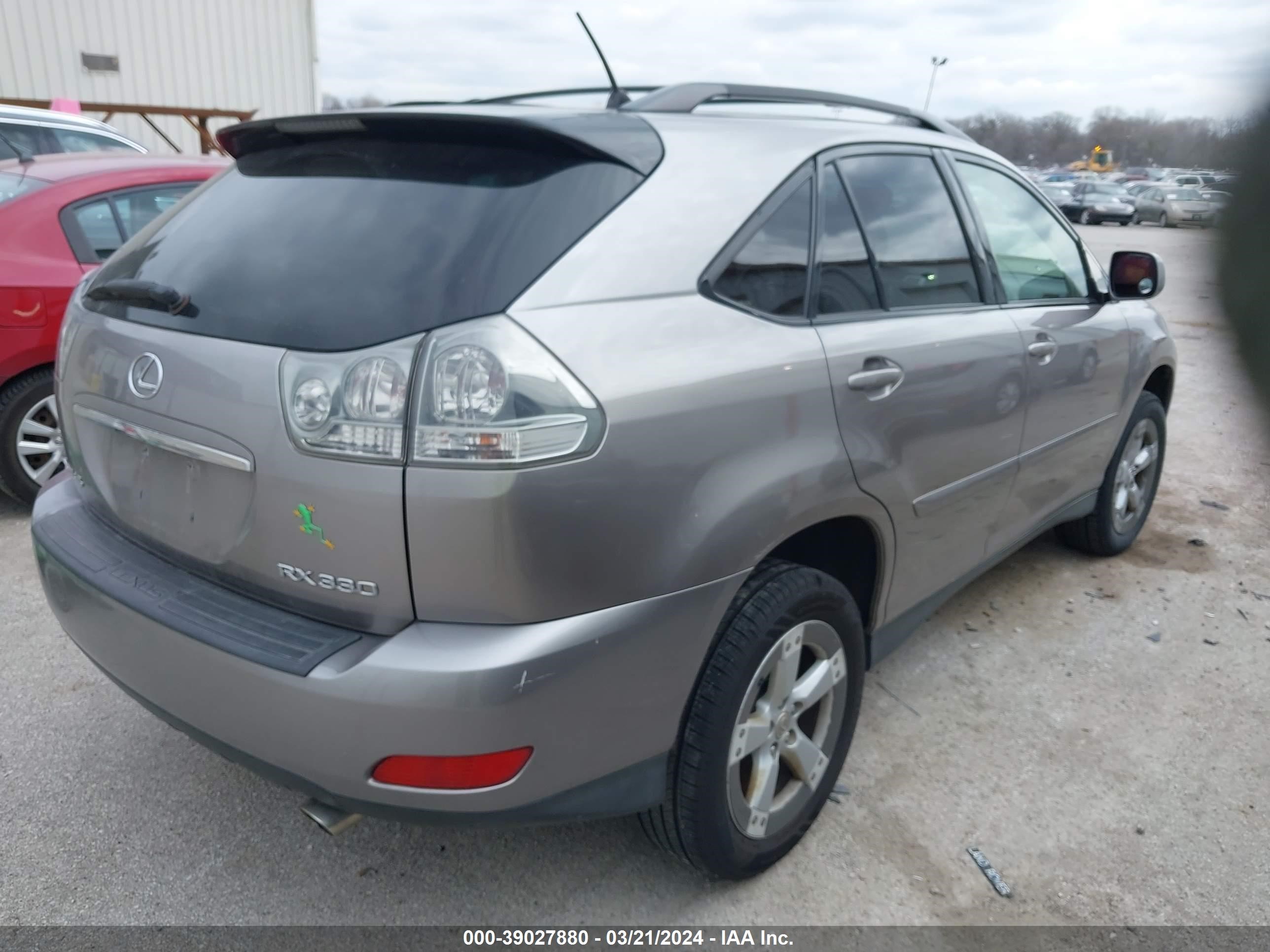 Photo 3 VIN: JTJHA31U850091221 - LEXUS RX 