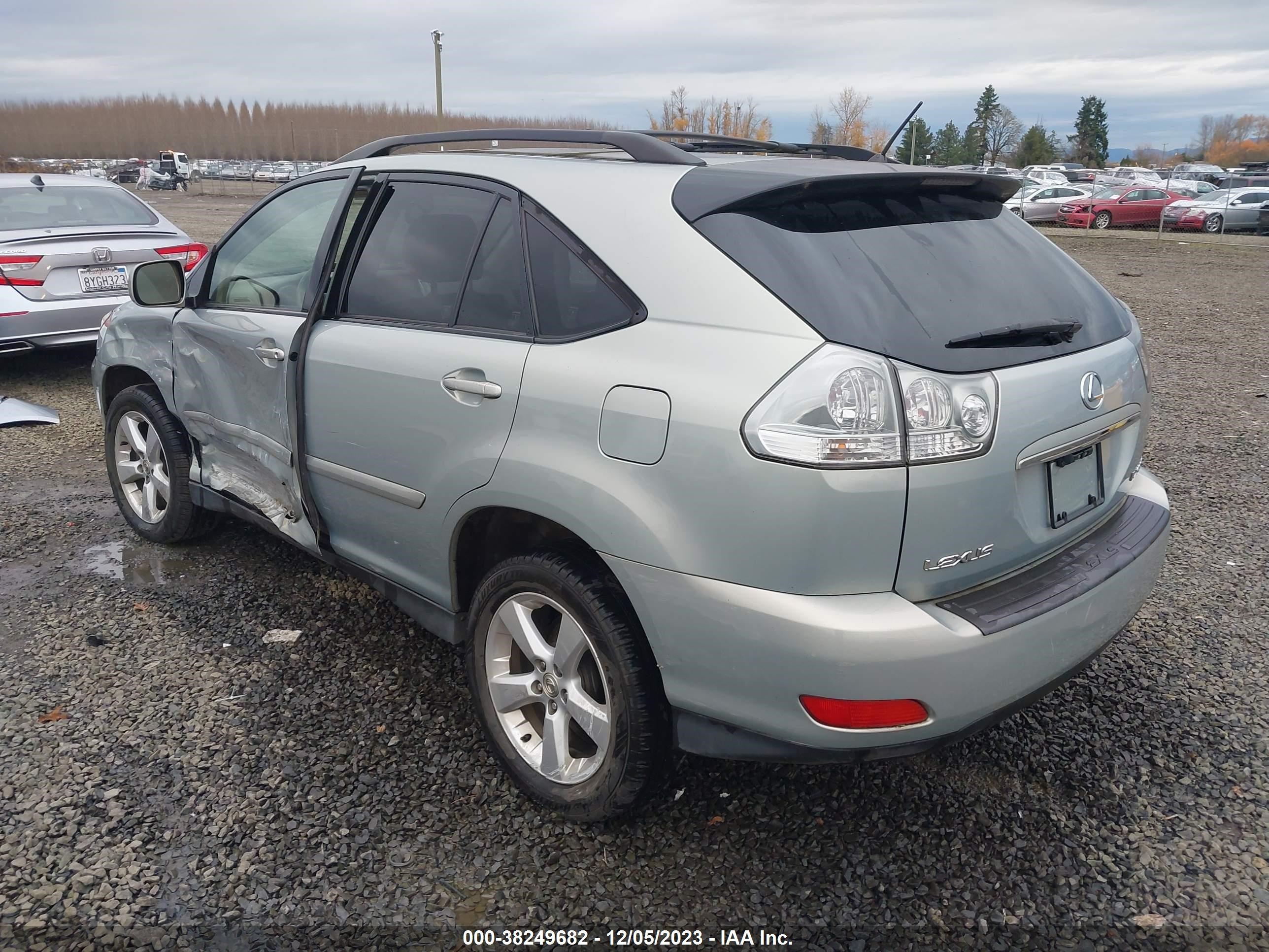 Photo 2 VIN: JTJHA31U960105631 - LEXUS RX 