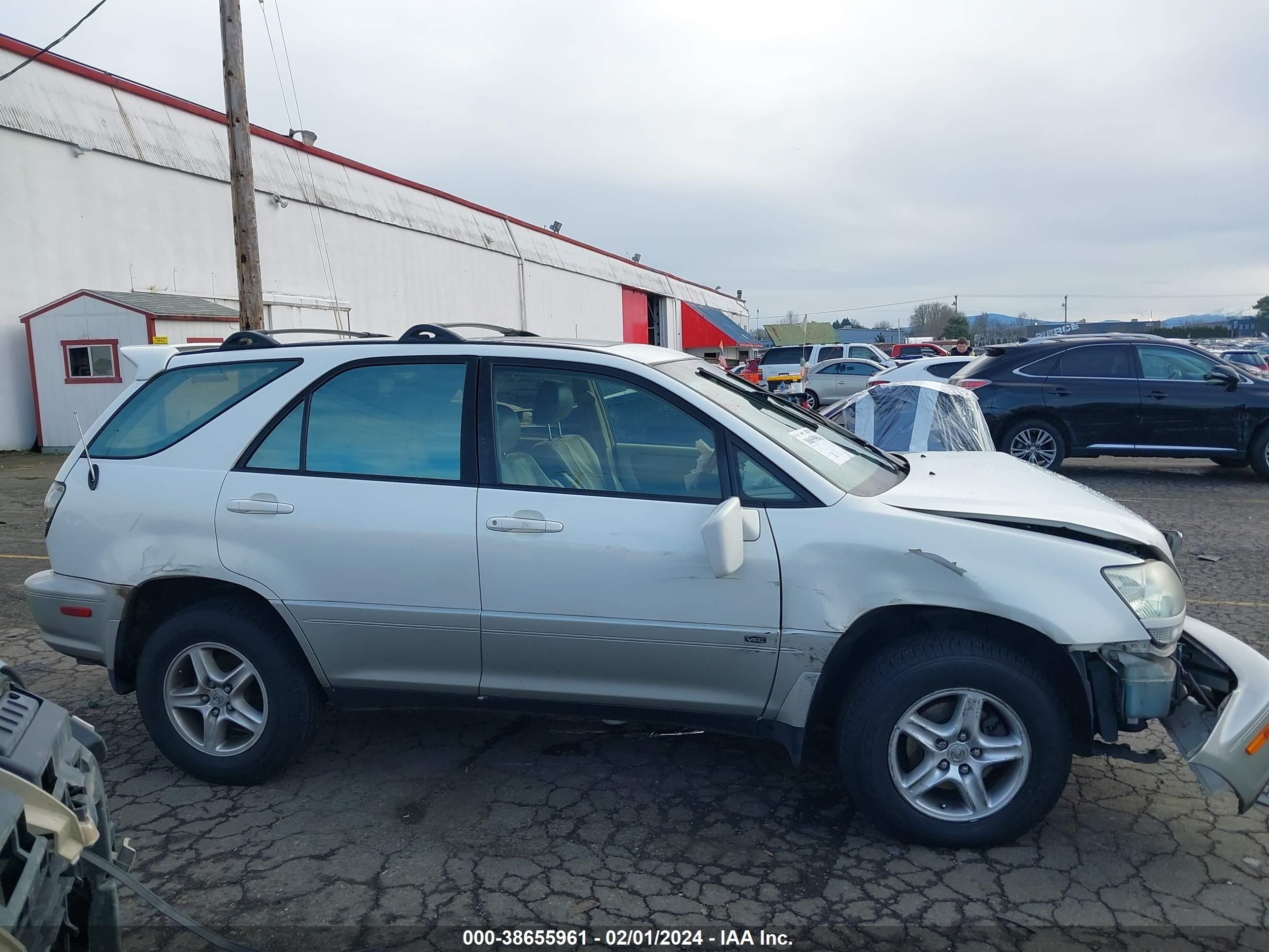 Photo 12 VIN: JTJHF10U420240677 - LEXUS RX 