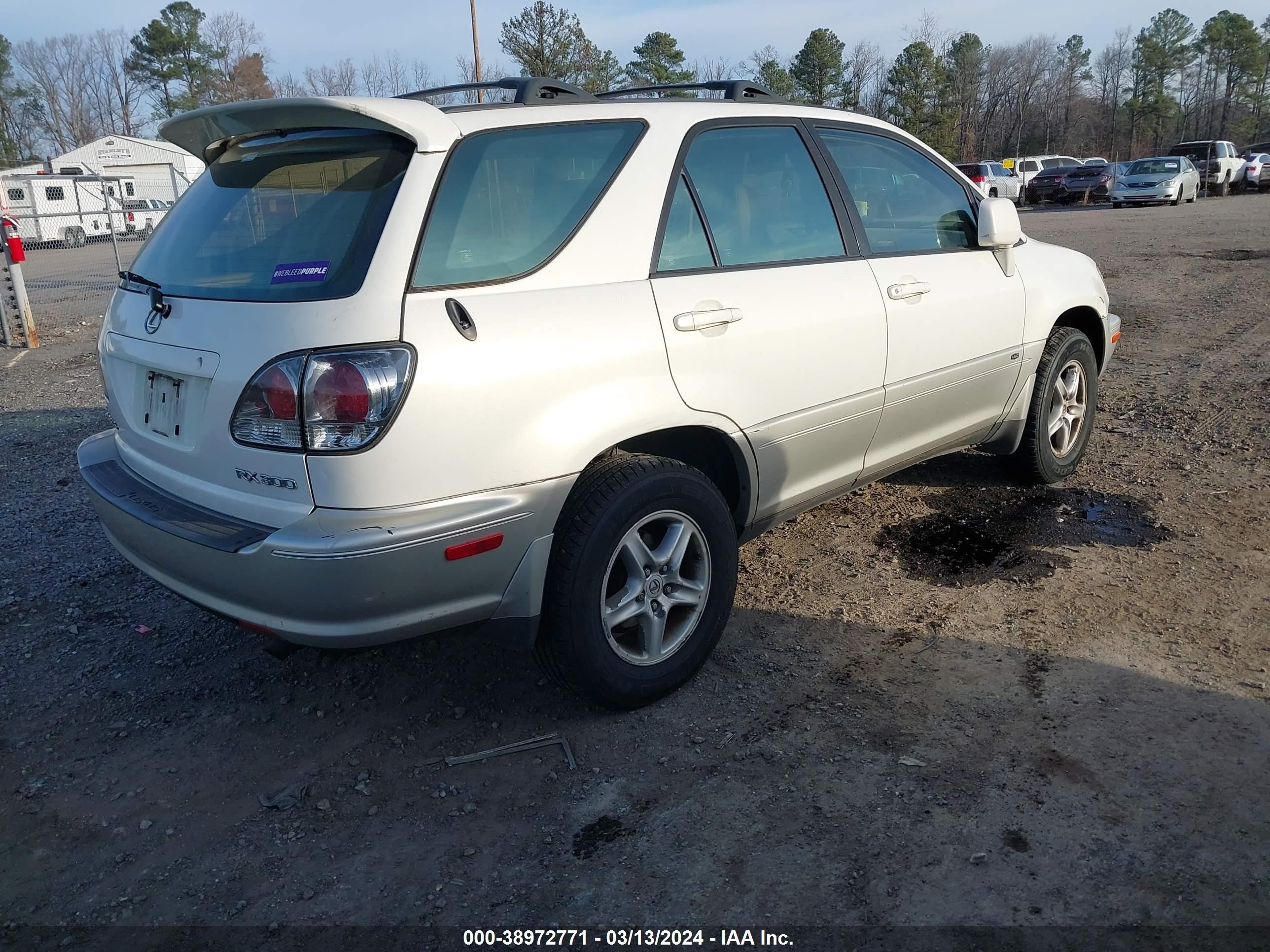 Photo 3 VIN: JTJHF10U420265000 - LEXUS RX 