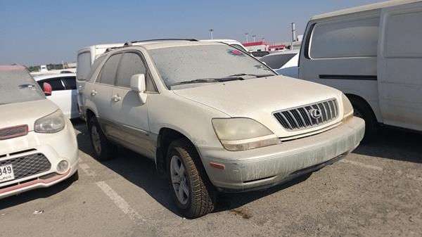 Photo 9 VIN: JTJHF10U820240696 - LEXUS RX 300 