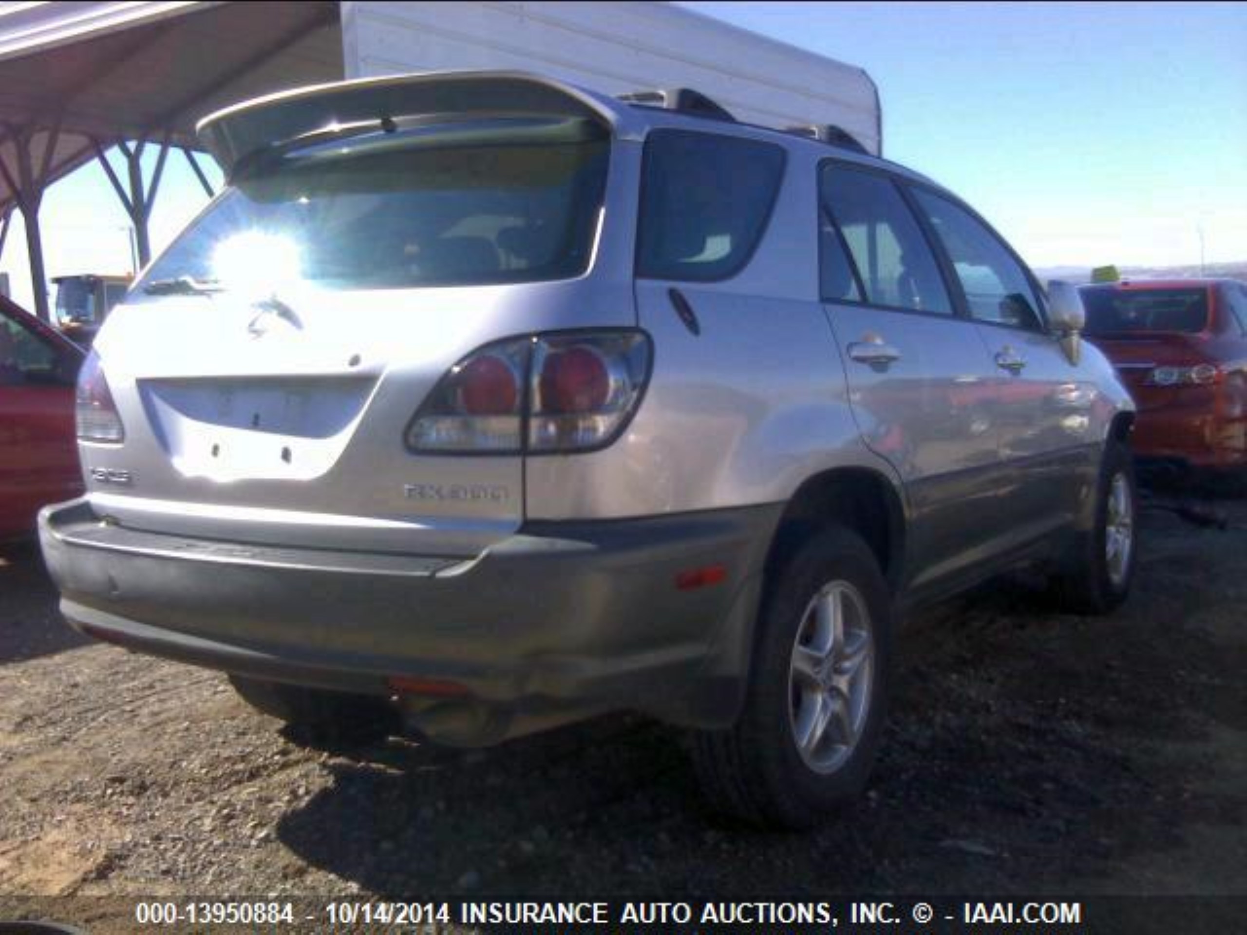 Photo 3 VIN: JTJHF10U930298530 - LEXUS RX 