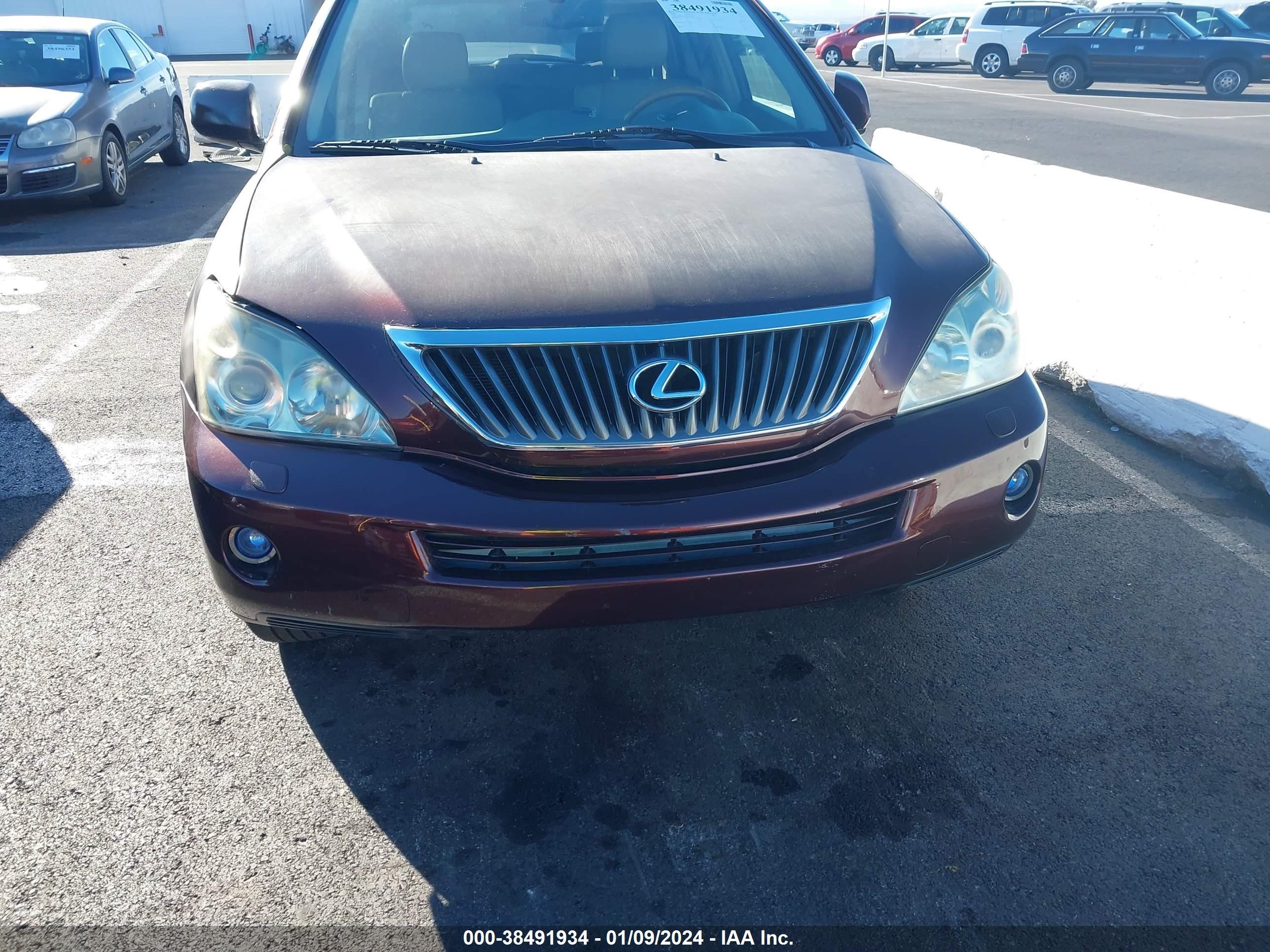 Photo 5 VIN: JTJHK31U282852573 - LEXUS RX 