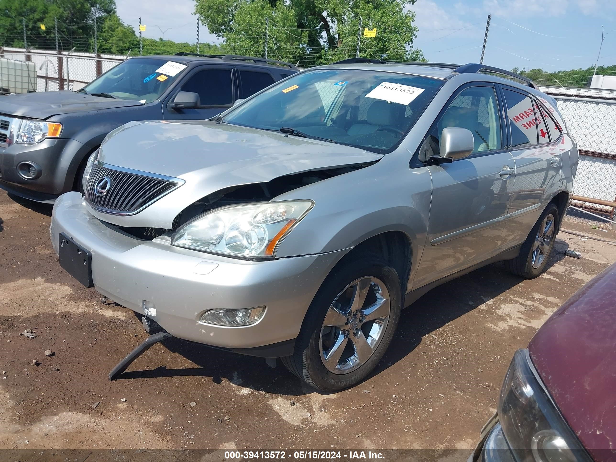 Photo 1 VIN: JTJHK31U572008235 - LEXUS RX 